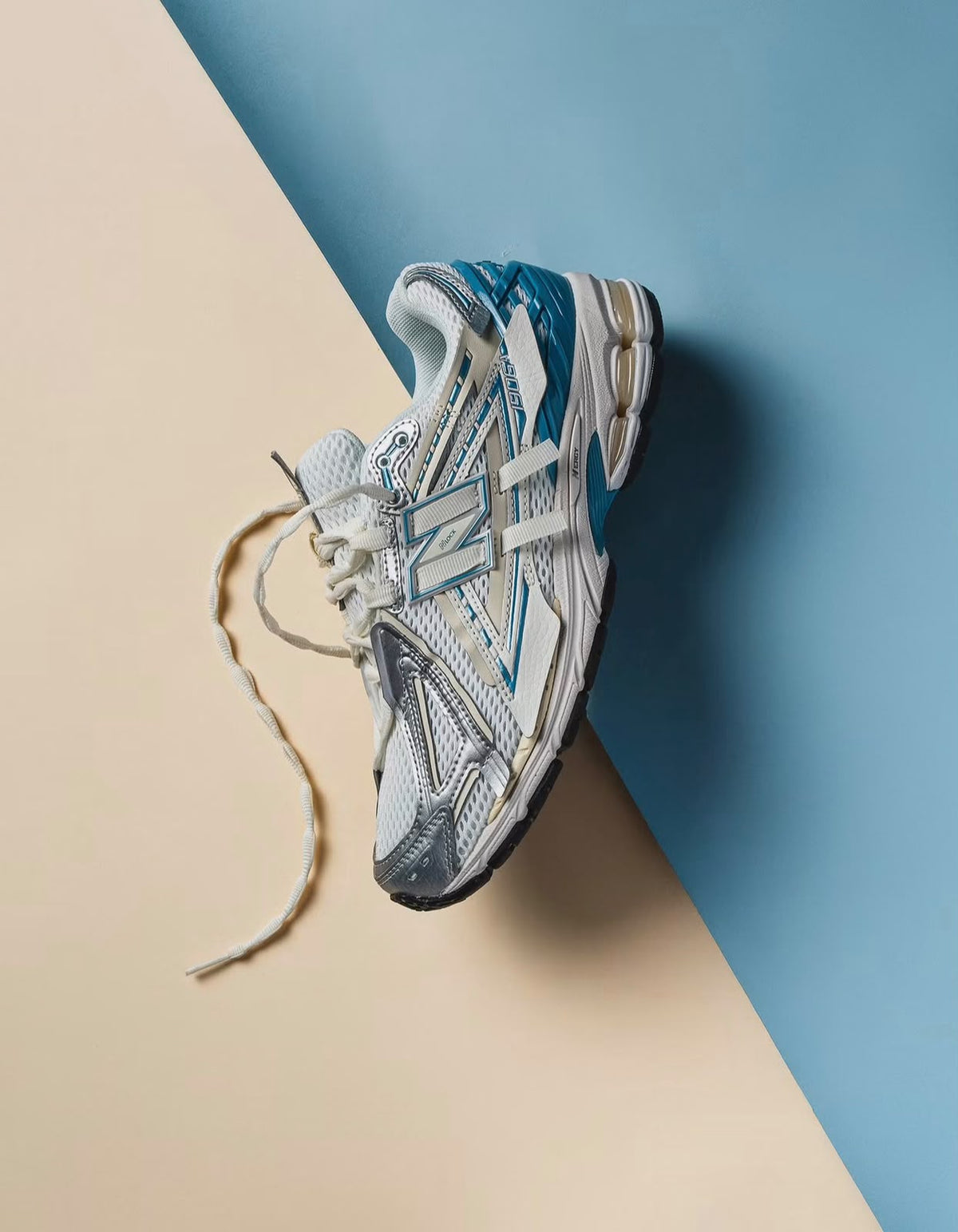 NEW BALANCE 1906A SEA SALT WHITE METALLIC BLUE