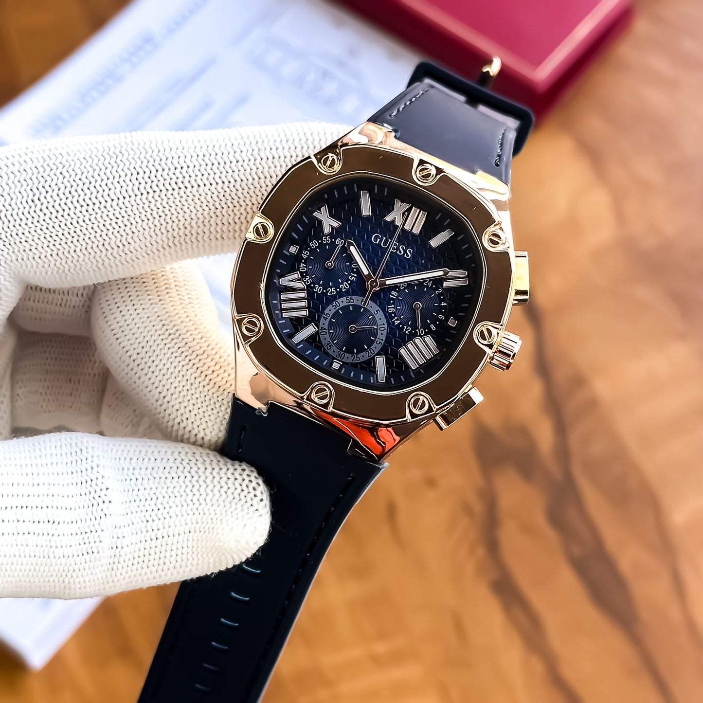 GUESS PREMIUM WATCH