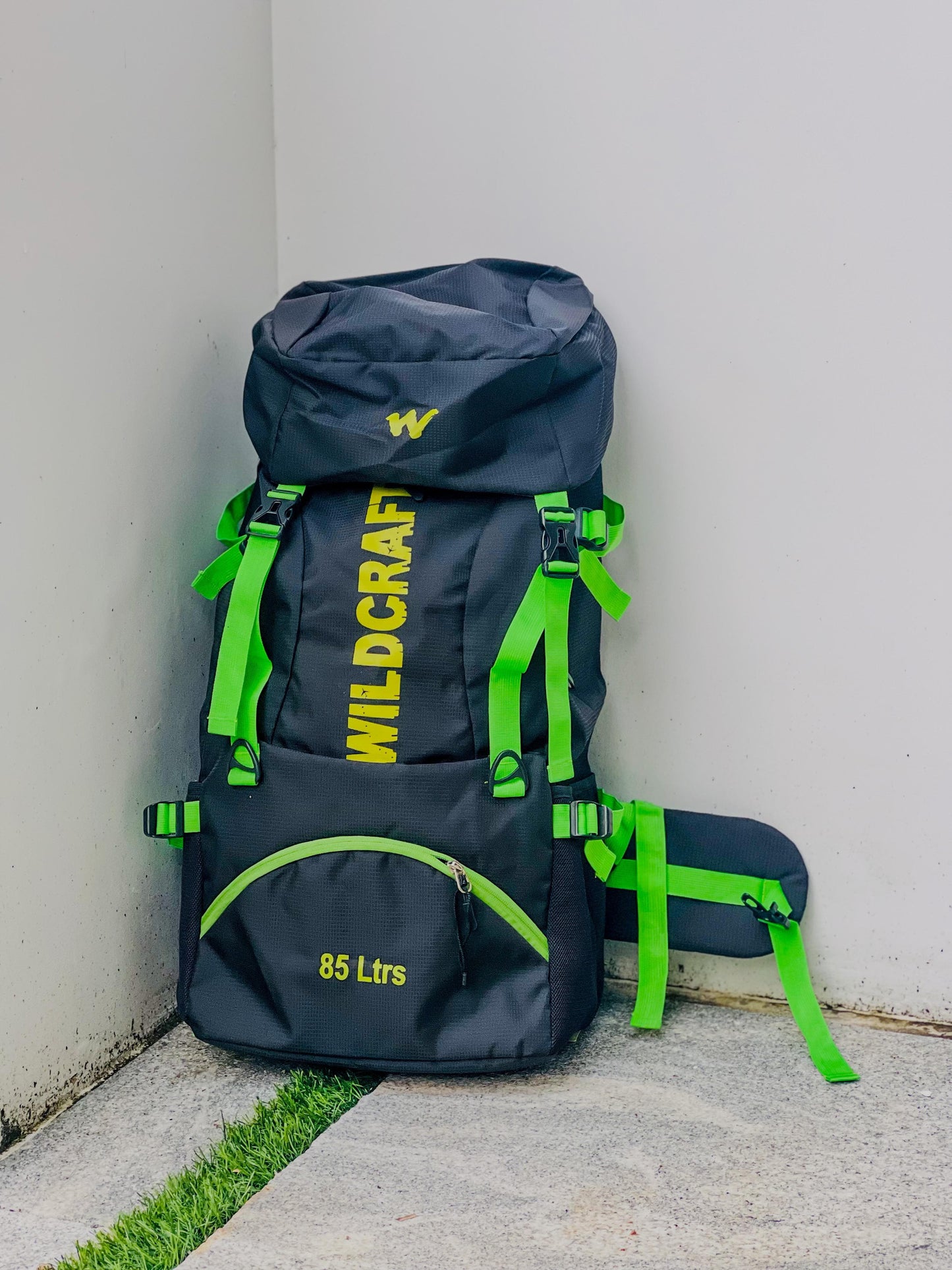 WILD CRAFT TRAVELL BAG