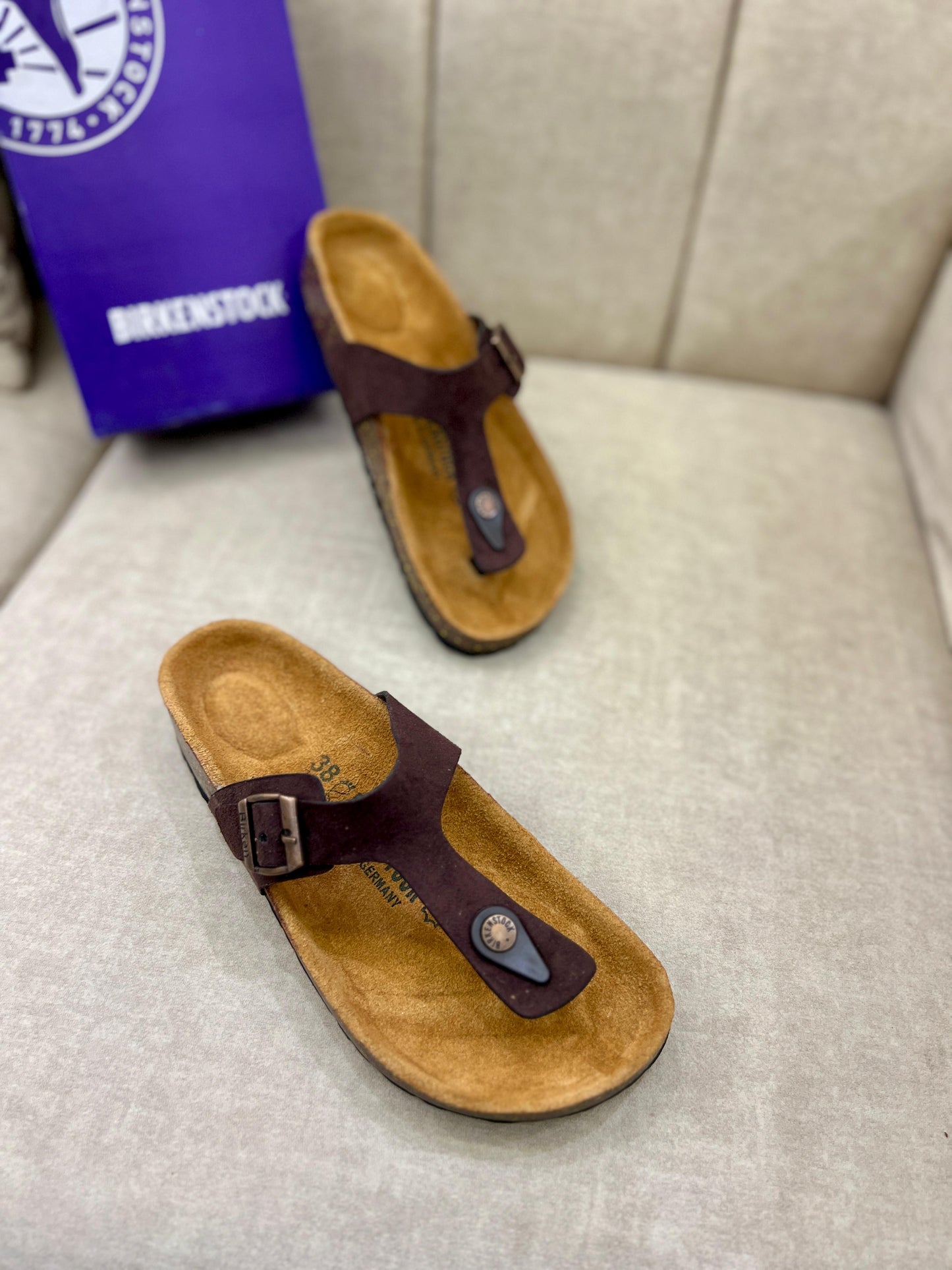 BIRKENSTOCK