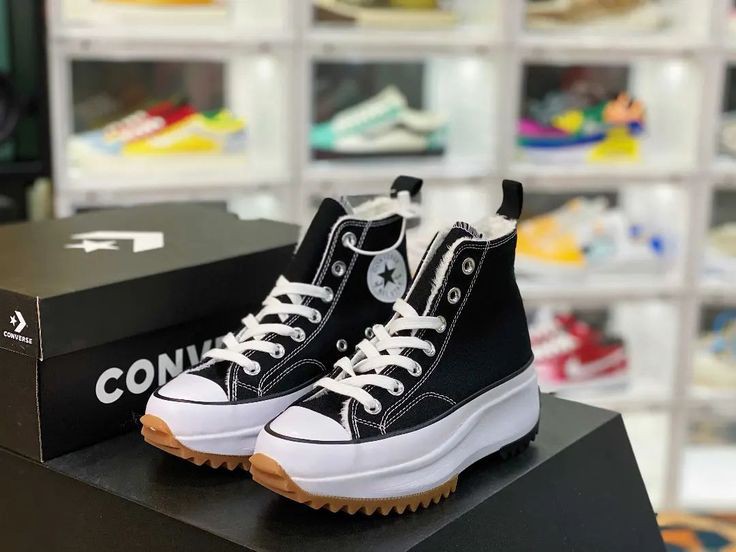 CONVERSE RUN STAR HIKE