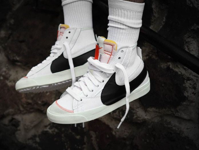 NIKE BLAZER MID 77 JUMBO
