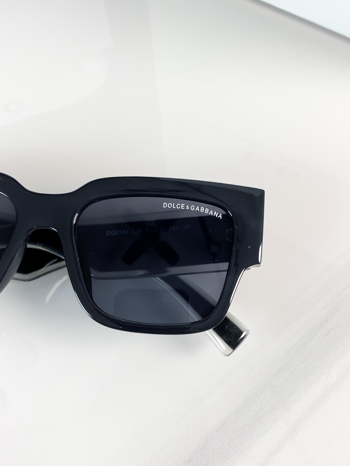 DOLICE&GABBANA PREMIUM SUNGLASS