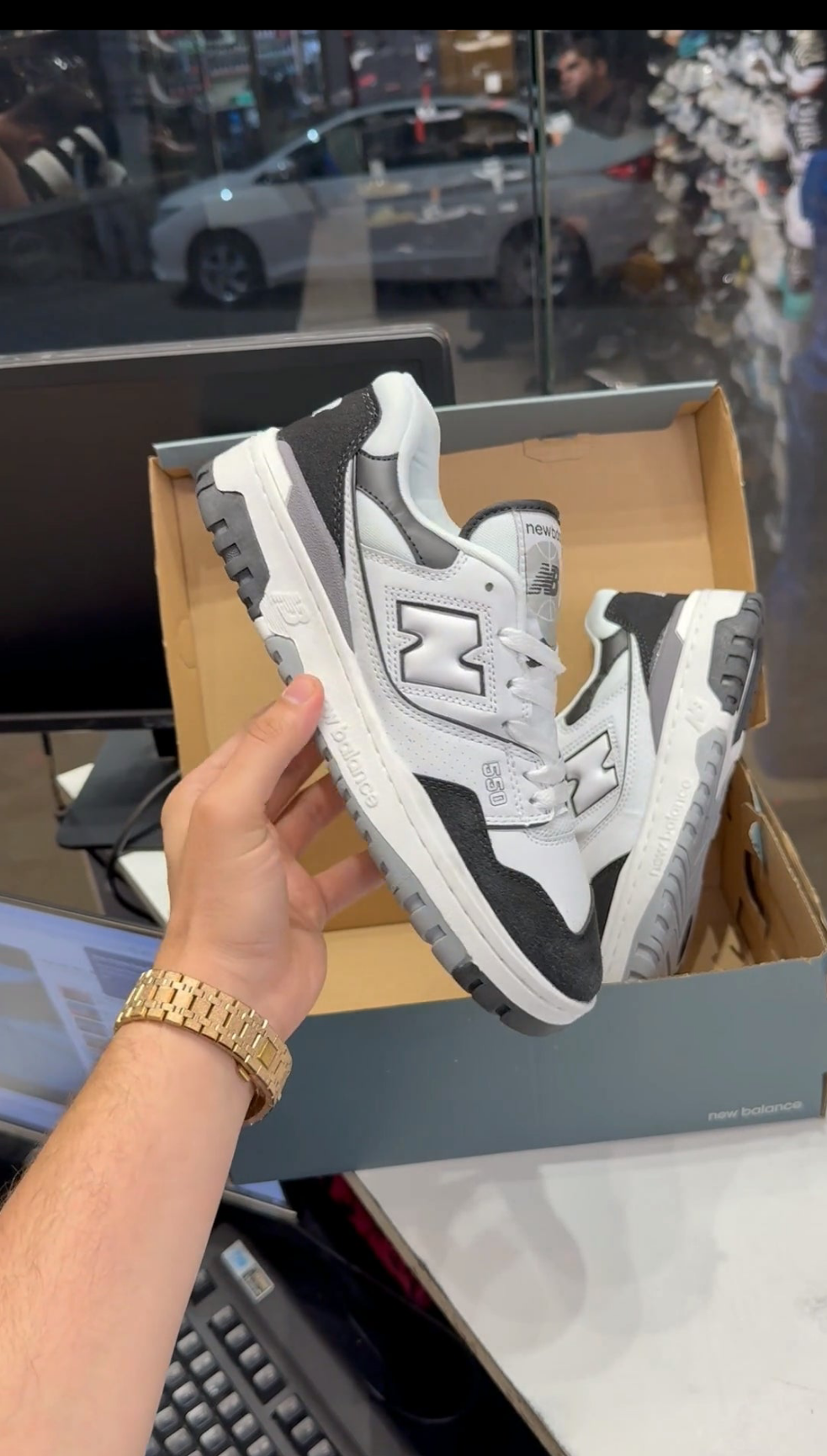 NEW BALANCE 550 RAIN CLOUD WHITE / BLACK