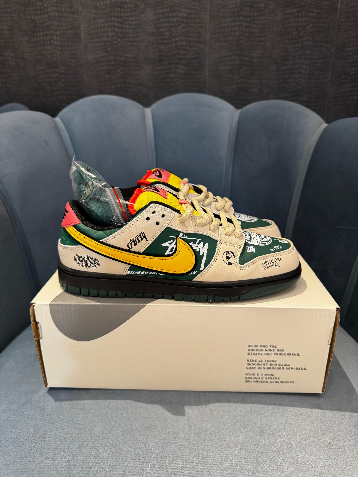 NIKE SB DUNK X STUSSY JUST DO IT