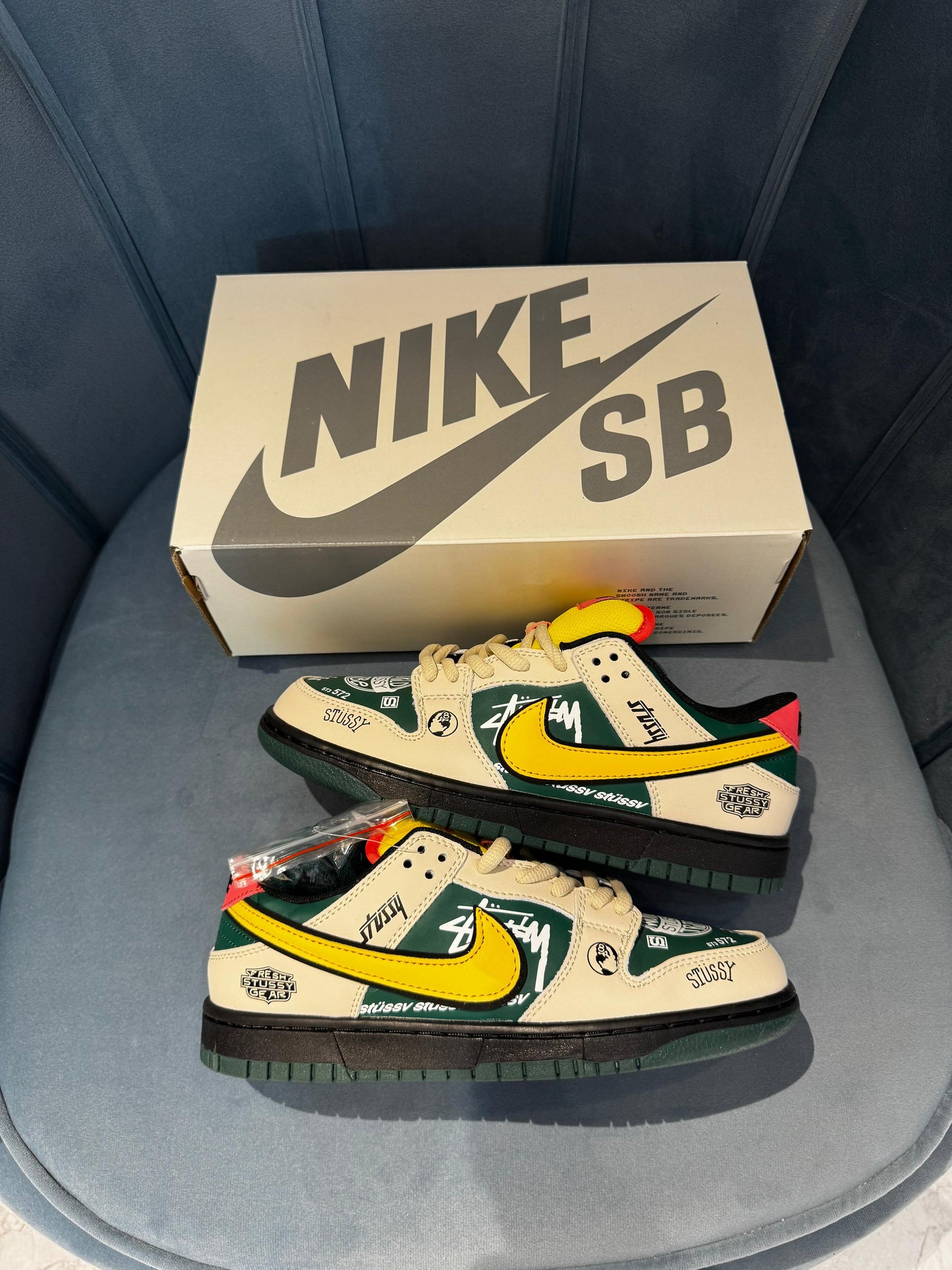 NIKE SB DUNK X STUSSY JUST DO IT