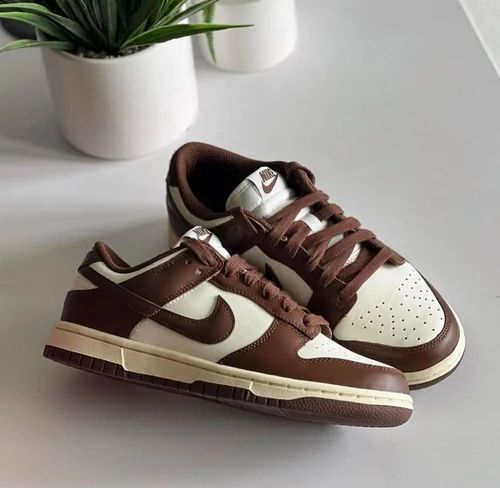 NIKE SB DUNK BROWN