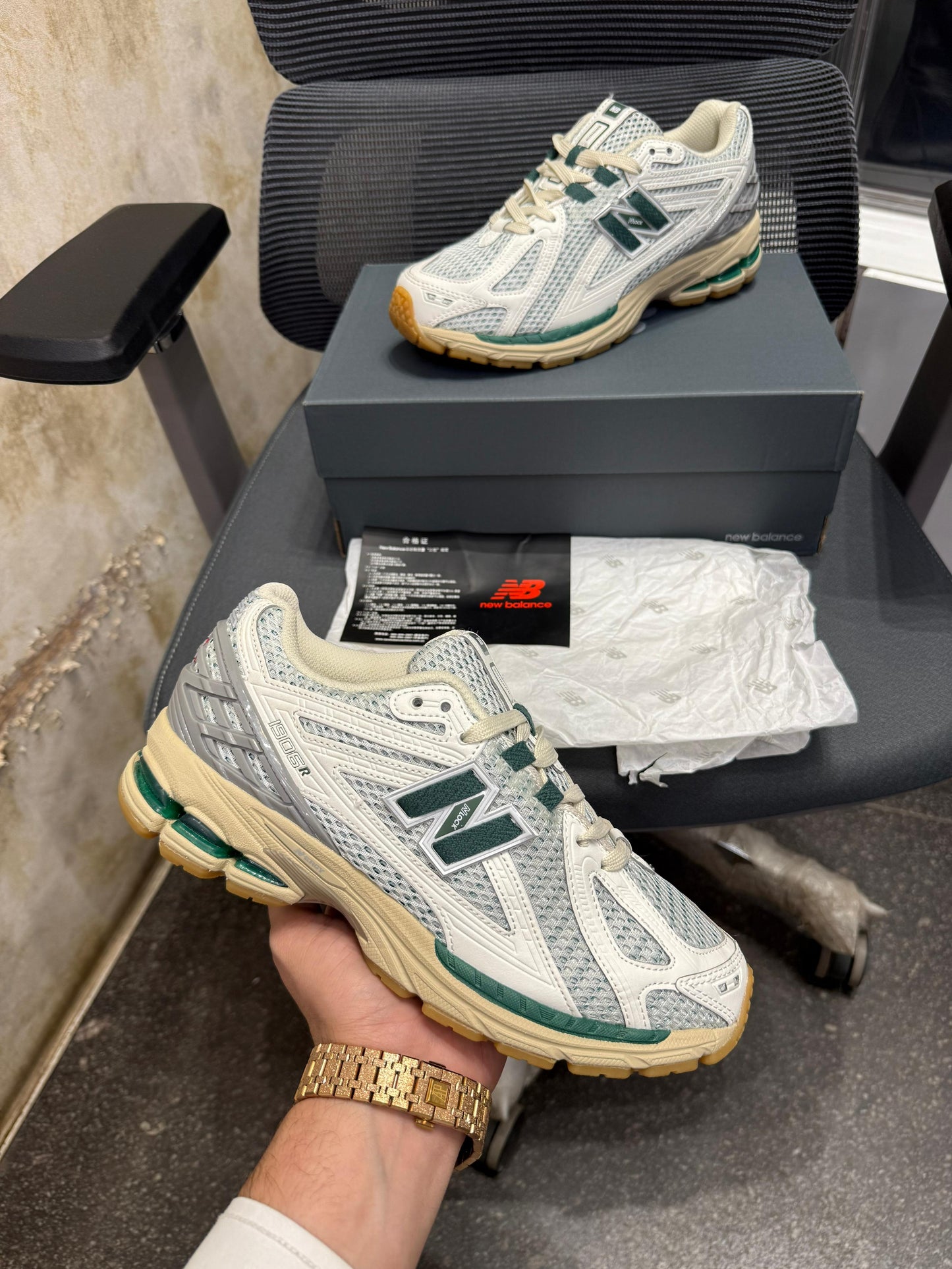 NEW BALANCE 1906R SEASALT GREEN CREAM