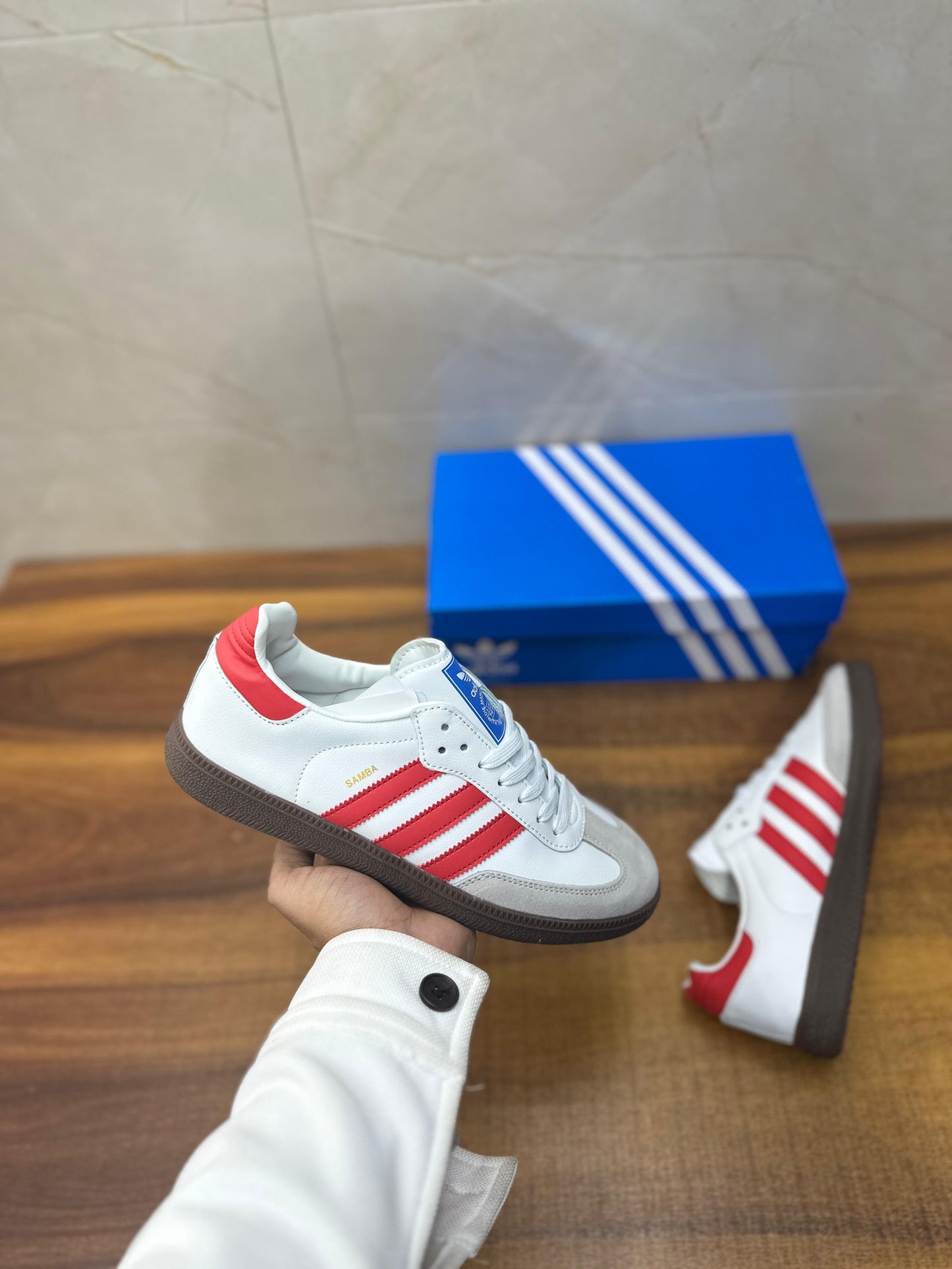ADIDAS SAMBA RED
