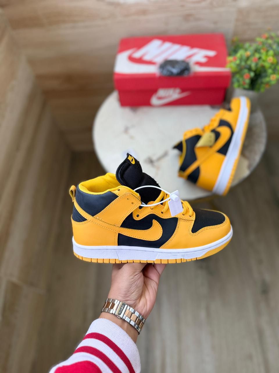 NIKE SB DUNK VARSITY HIGH YELLOW