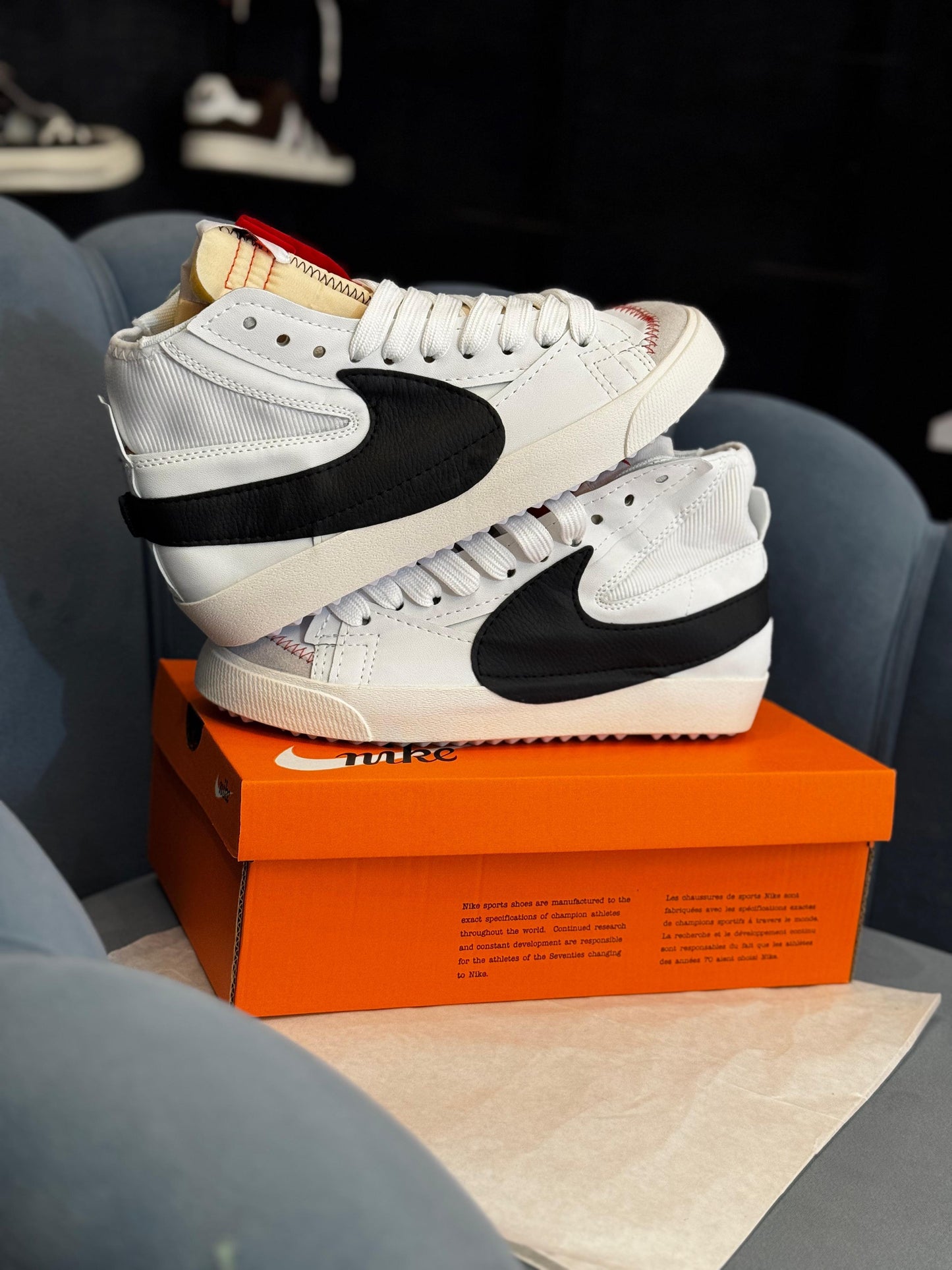 NIKE BLAZER MID 77 JUMBO