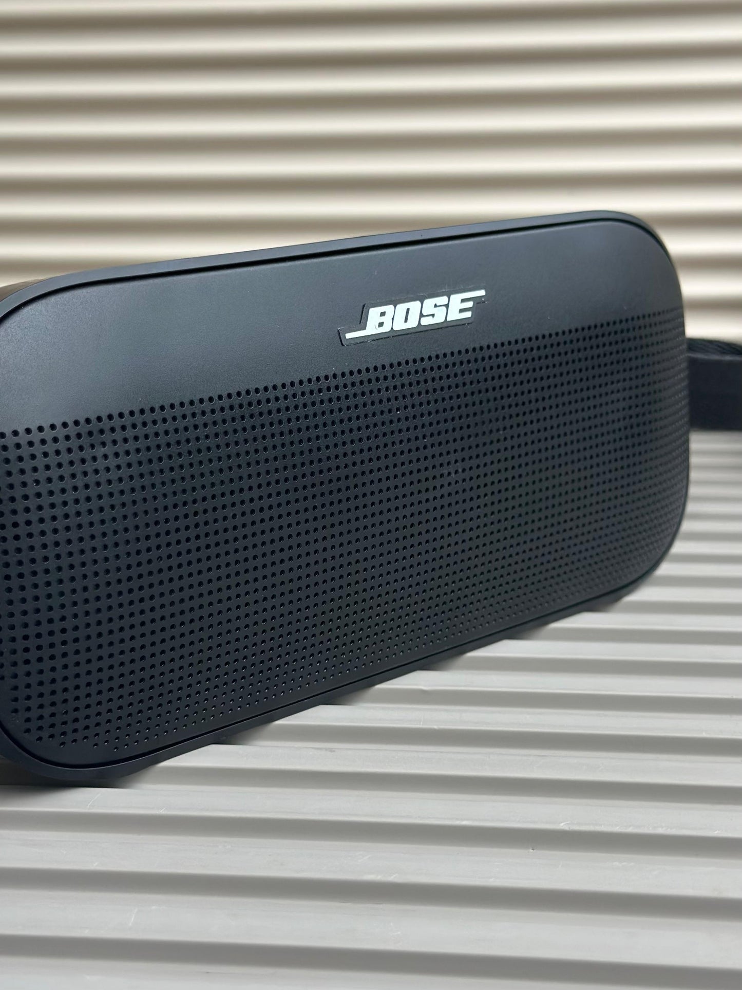 BOSE SPEAKER