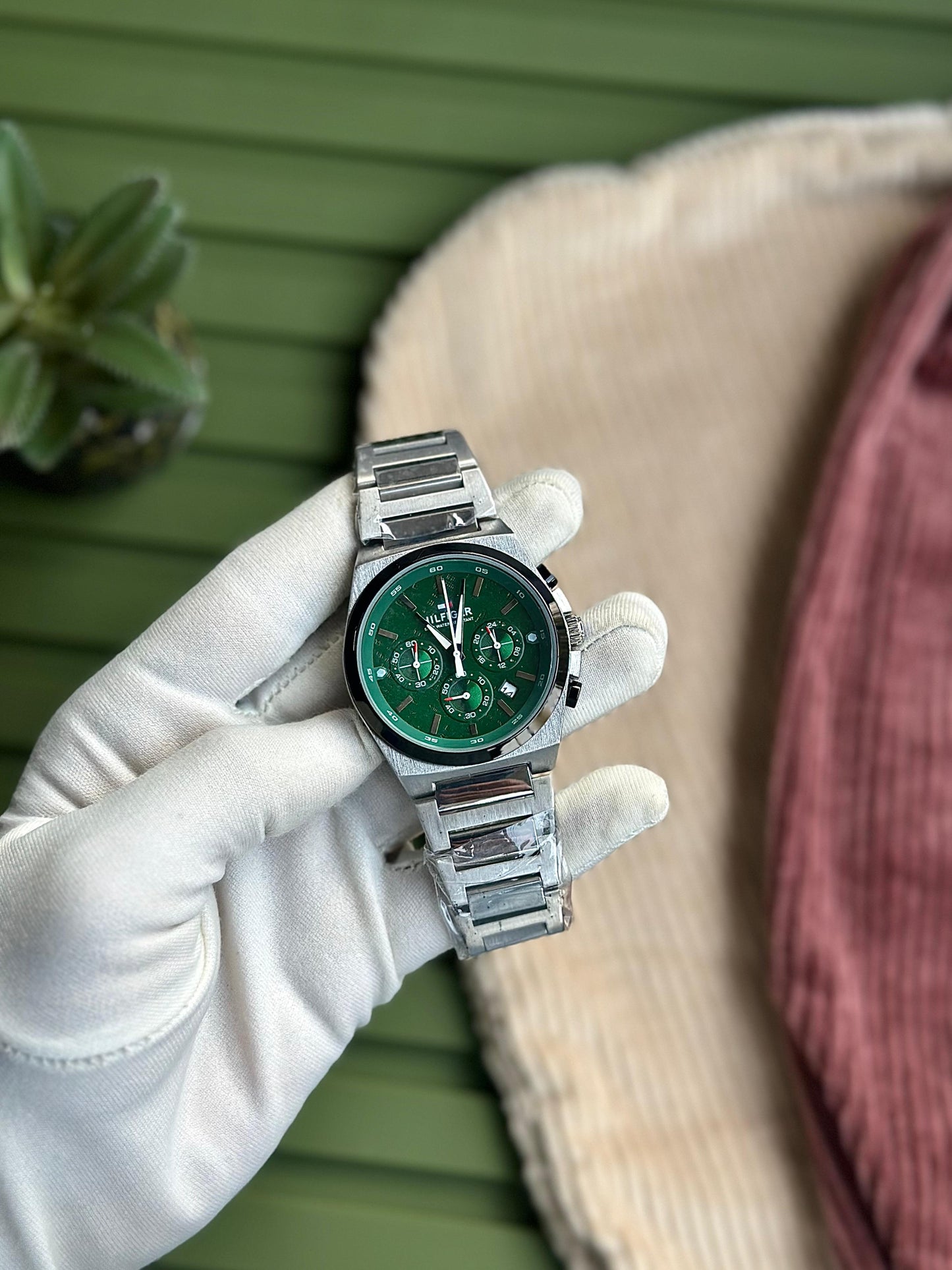 TOMMY HILFIGER WATCH