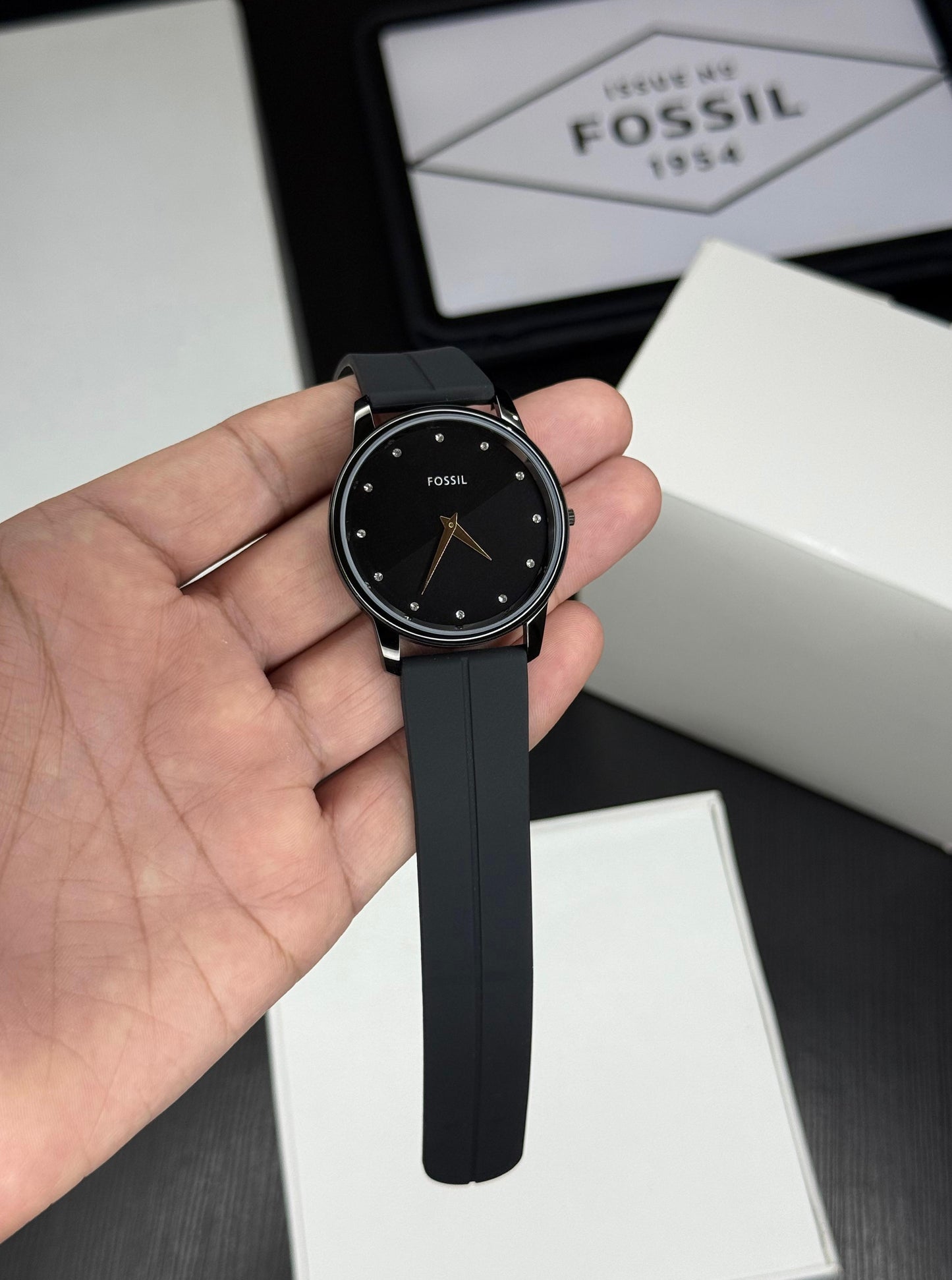 FOSSIL WATCH