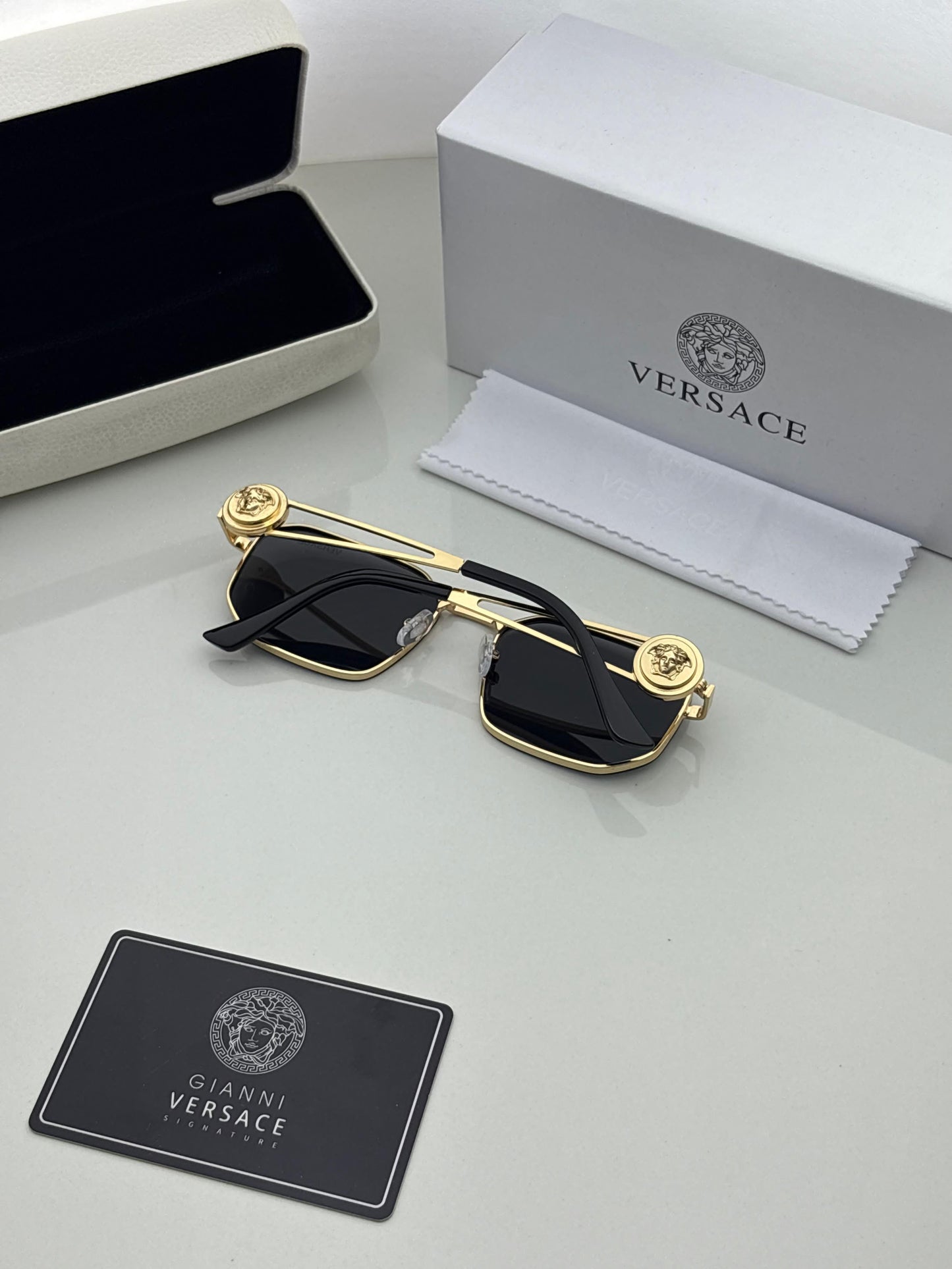 VERSACE SUNGLASS