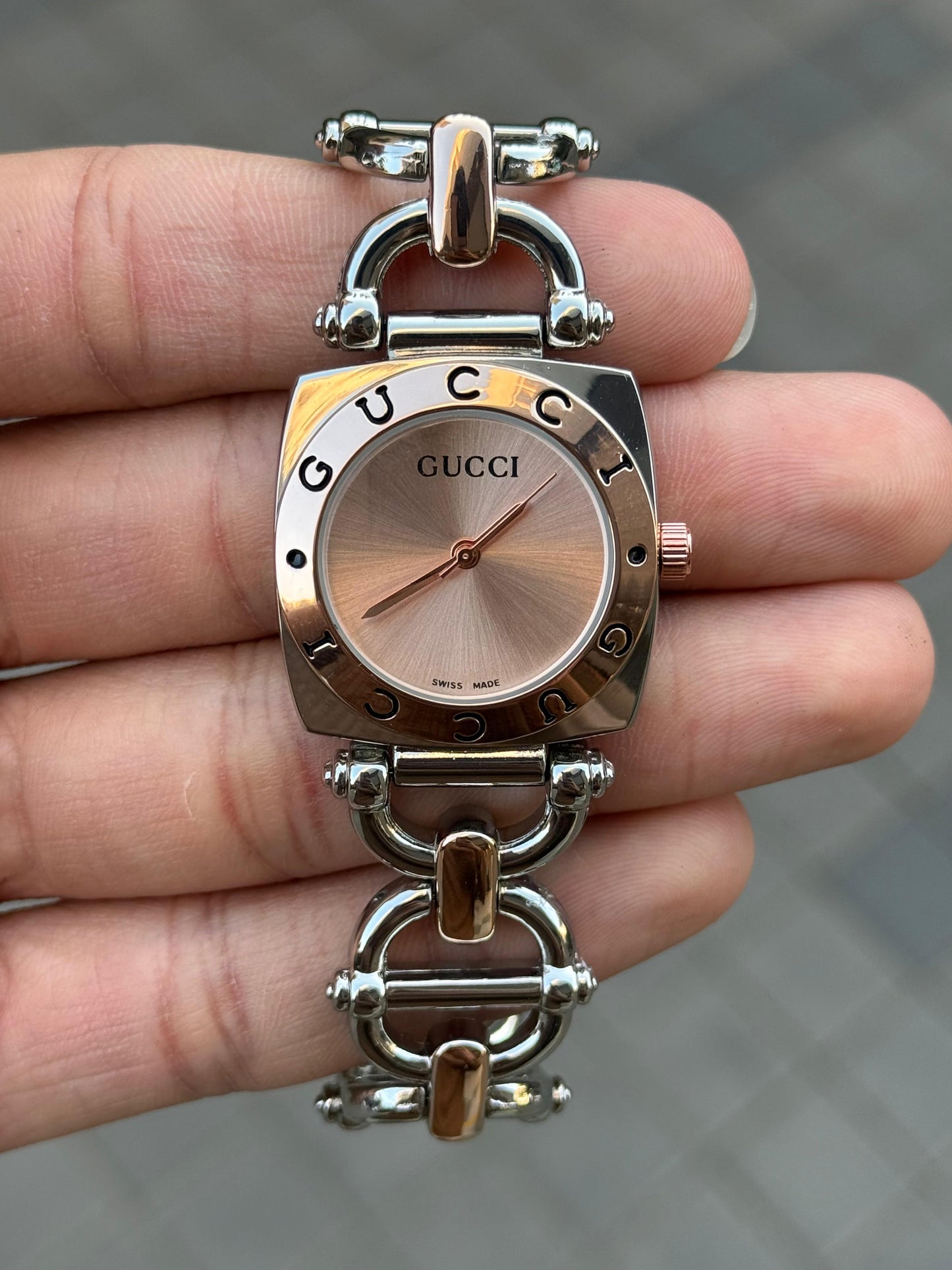 GUCCI WATCH