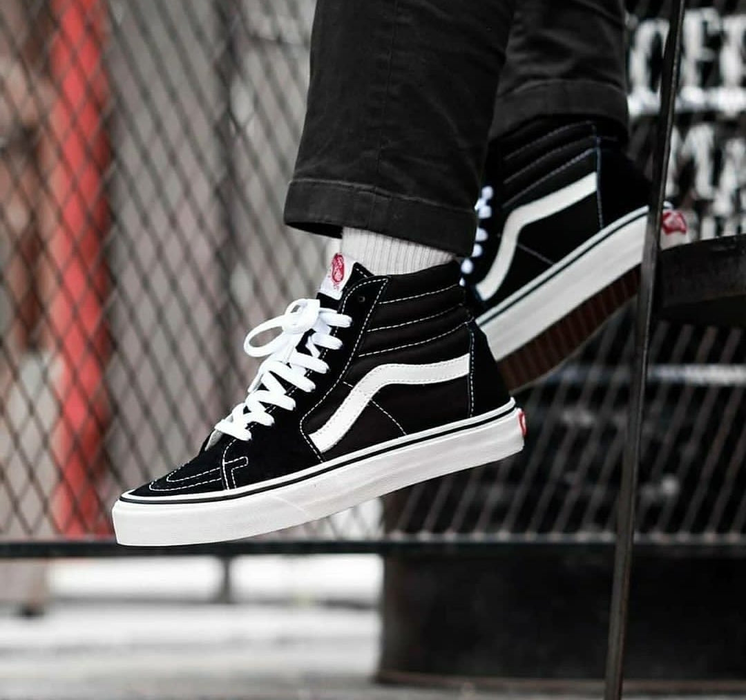 VANS SK8 HI CLASSIC BLACK WHITE