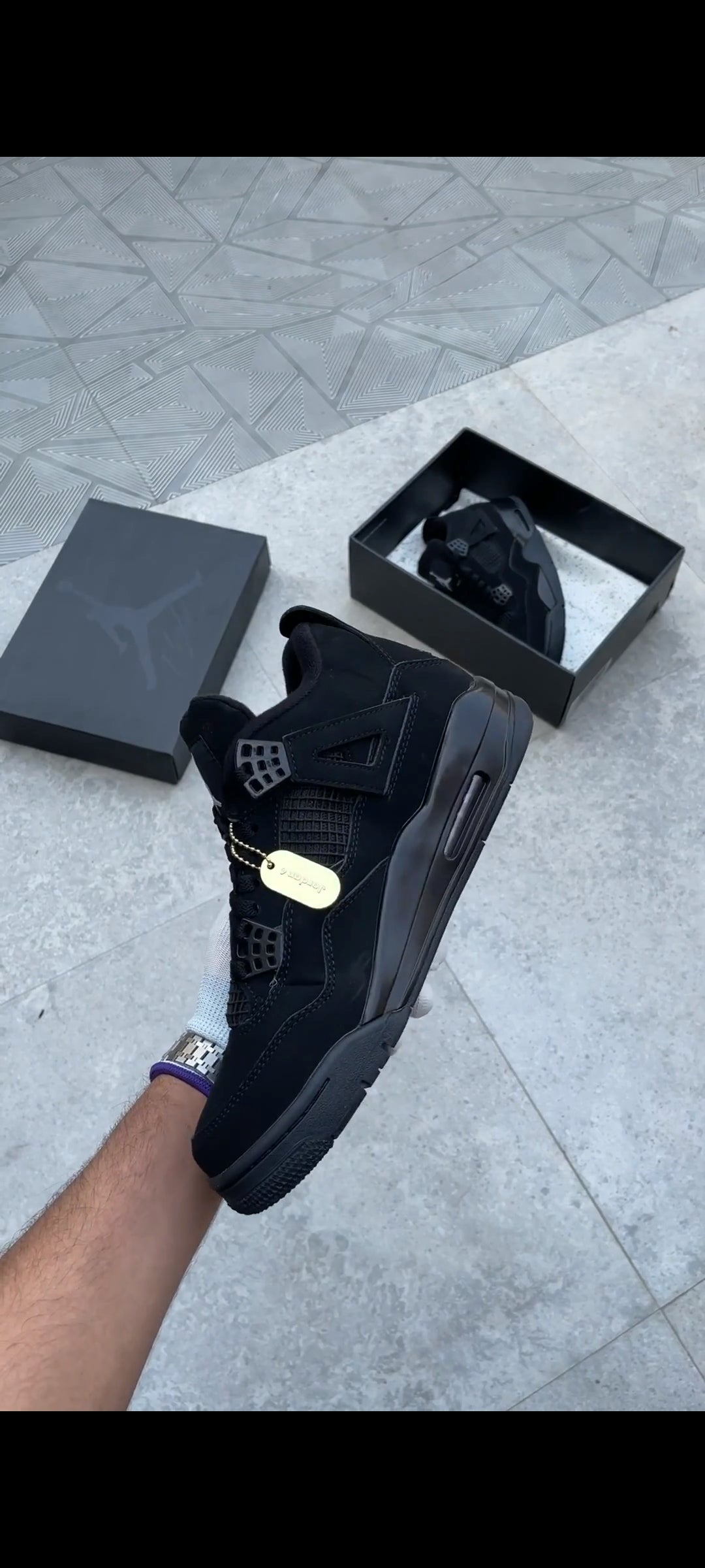 AIR JORDAN RETRO 4 BLACK CAT U.A