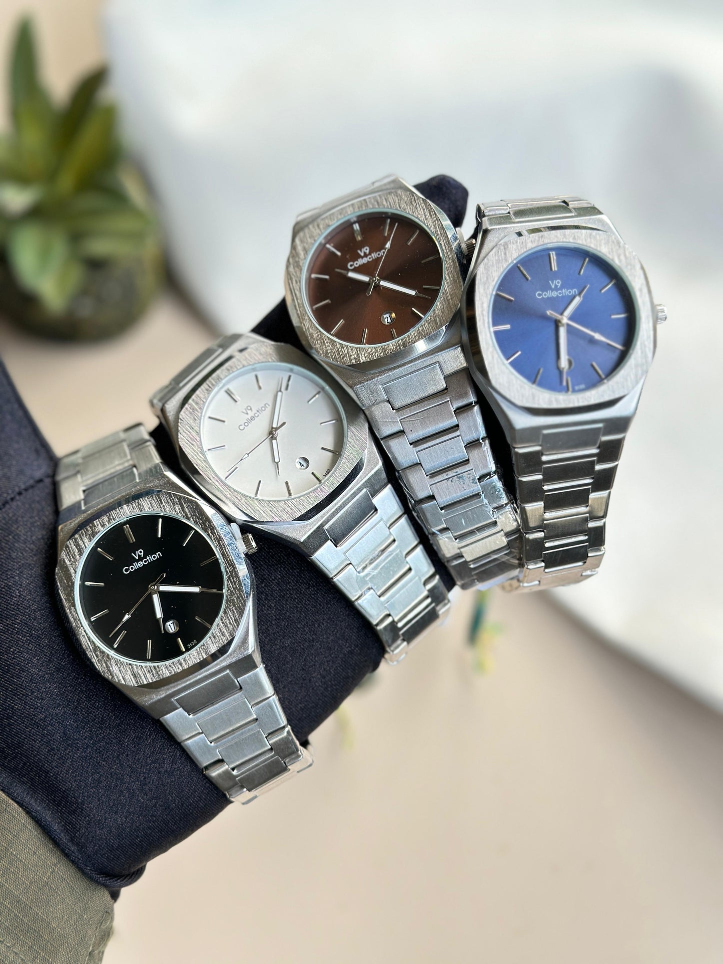 V9 COLLECTION WATCH