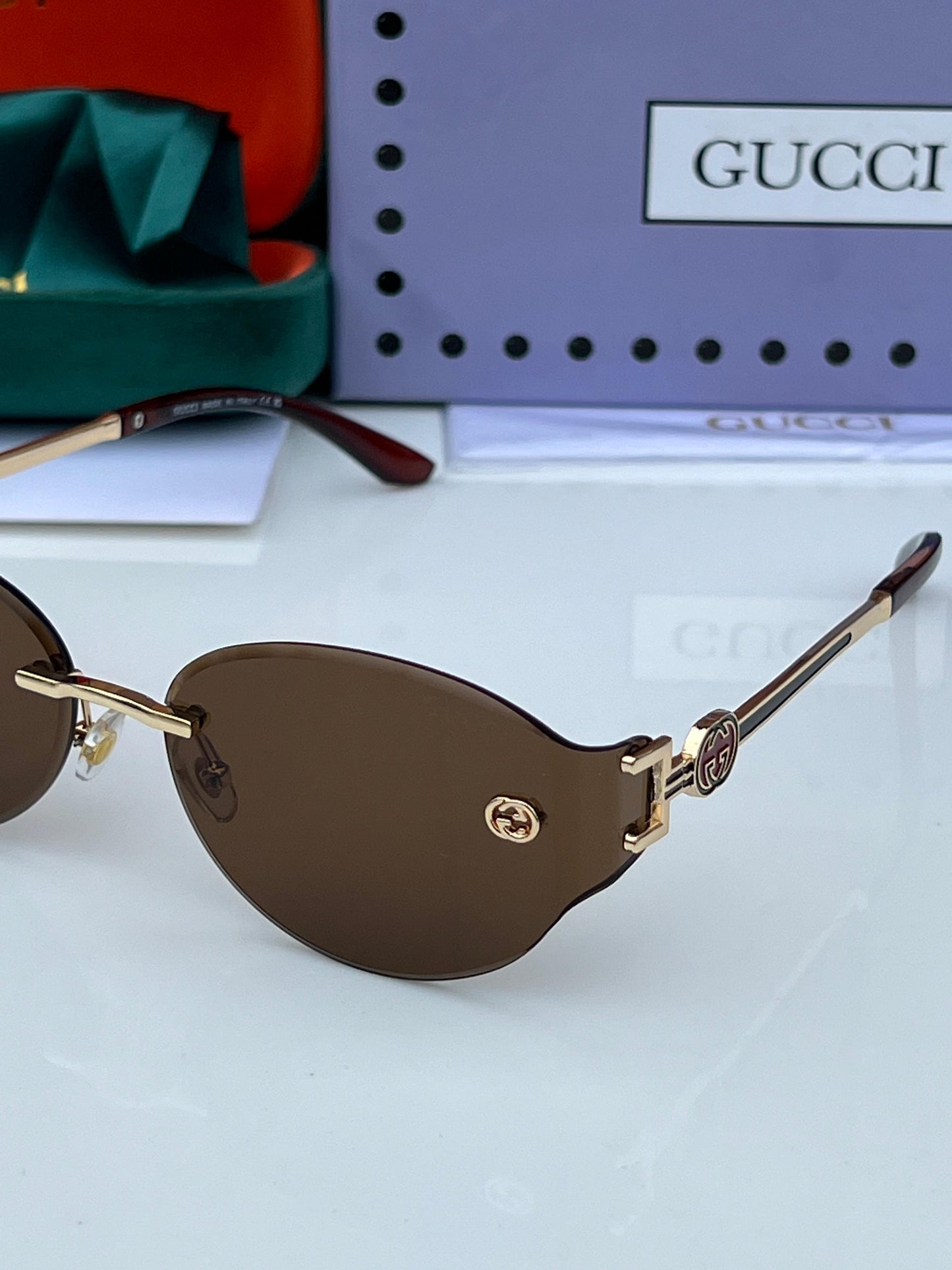 GUCCI SUNGLASS