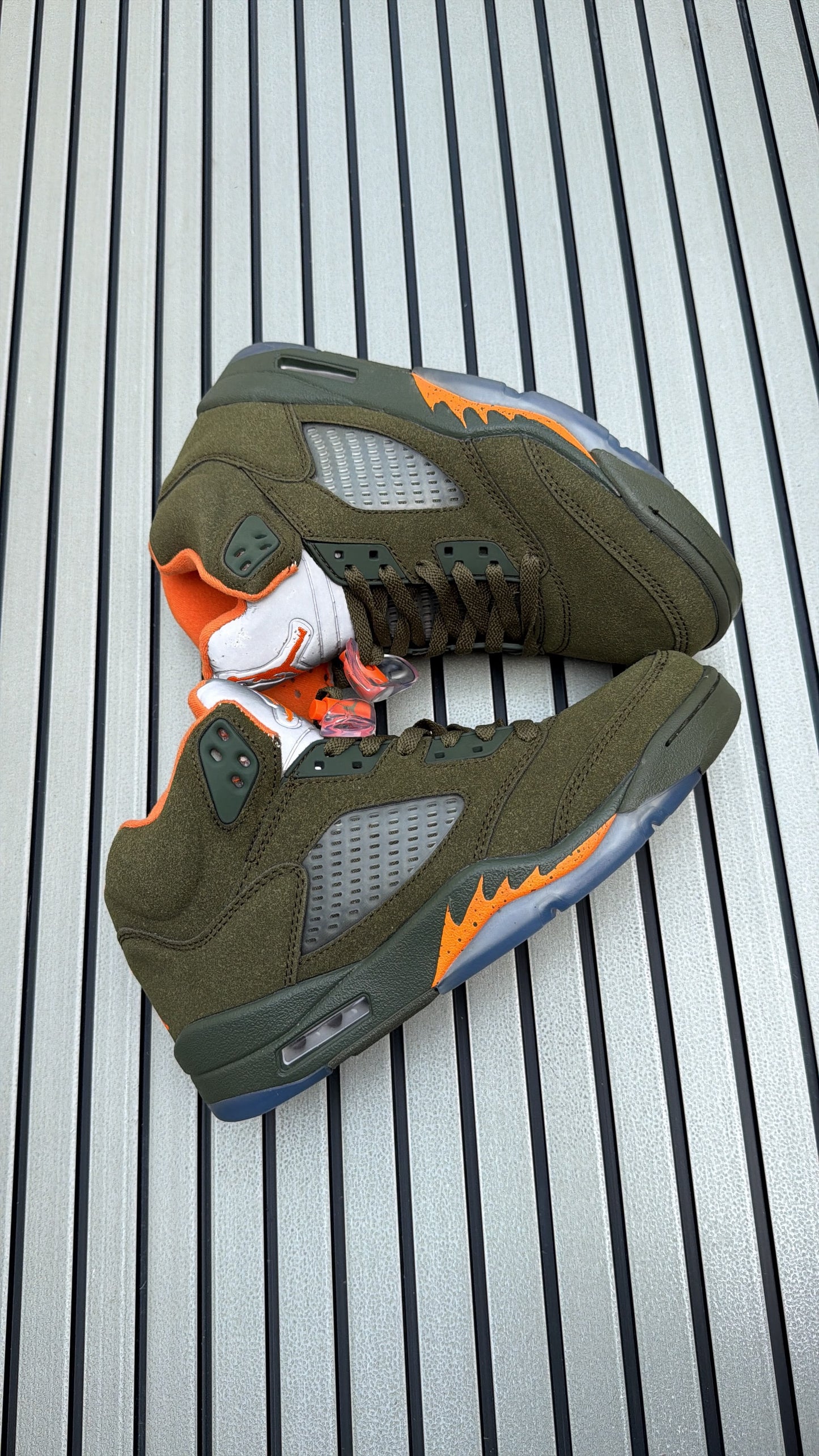 JORDAN RETRO 5 MEHNDI GREEN