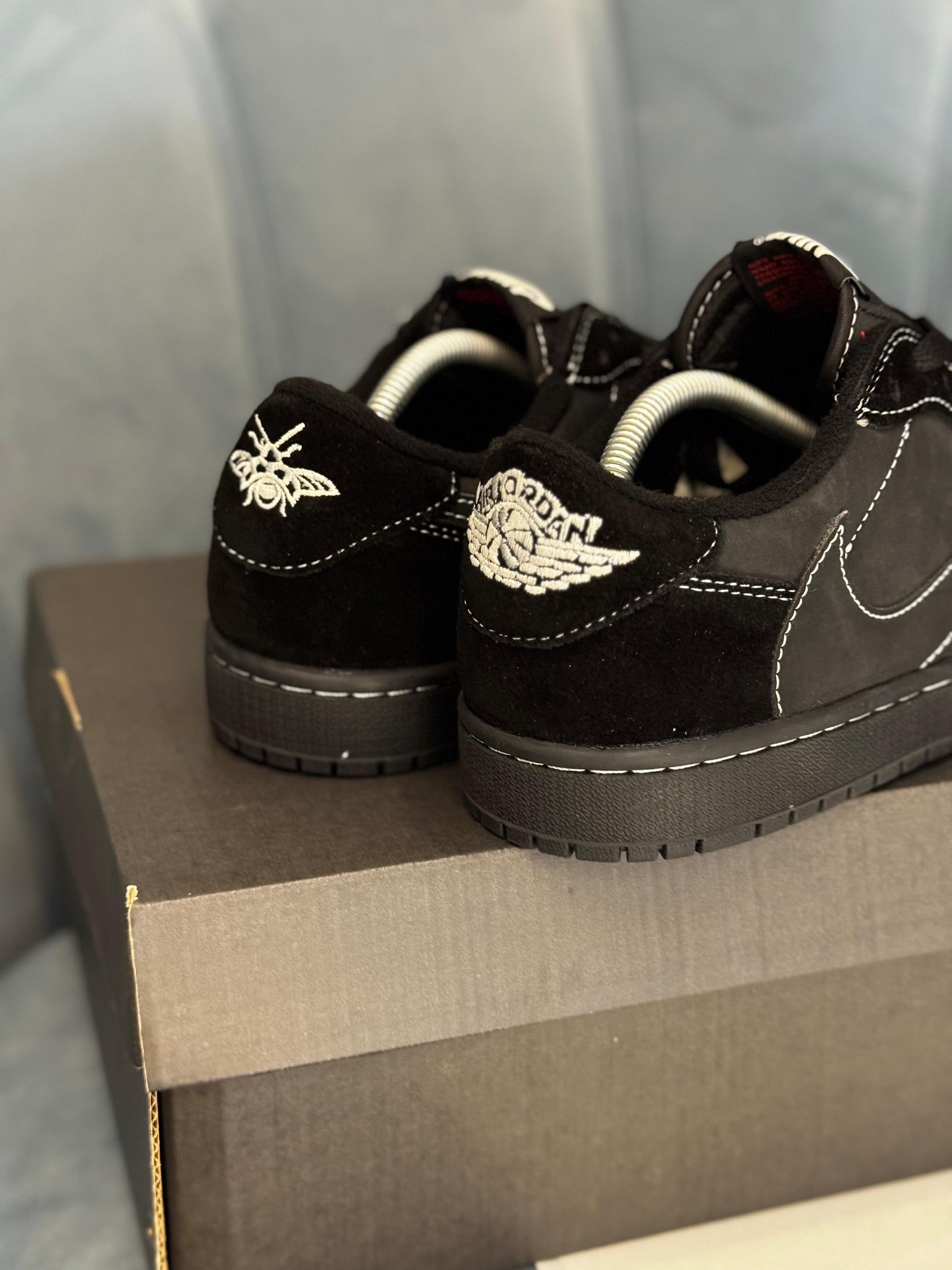 AIR JORDAN 1 LOW X TRAVIS SCOTT PHANTOM BLACK