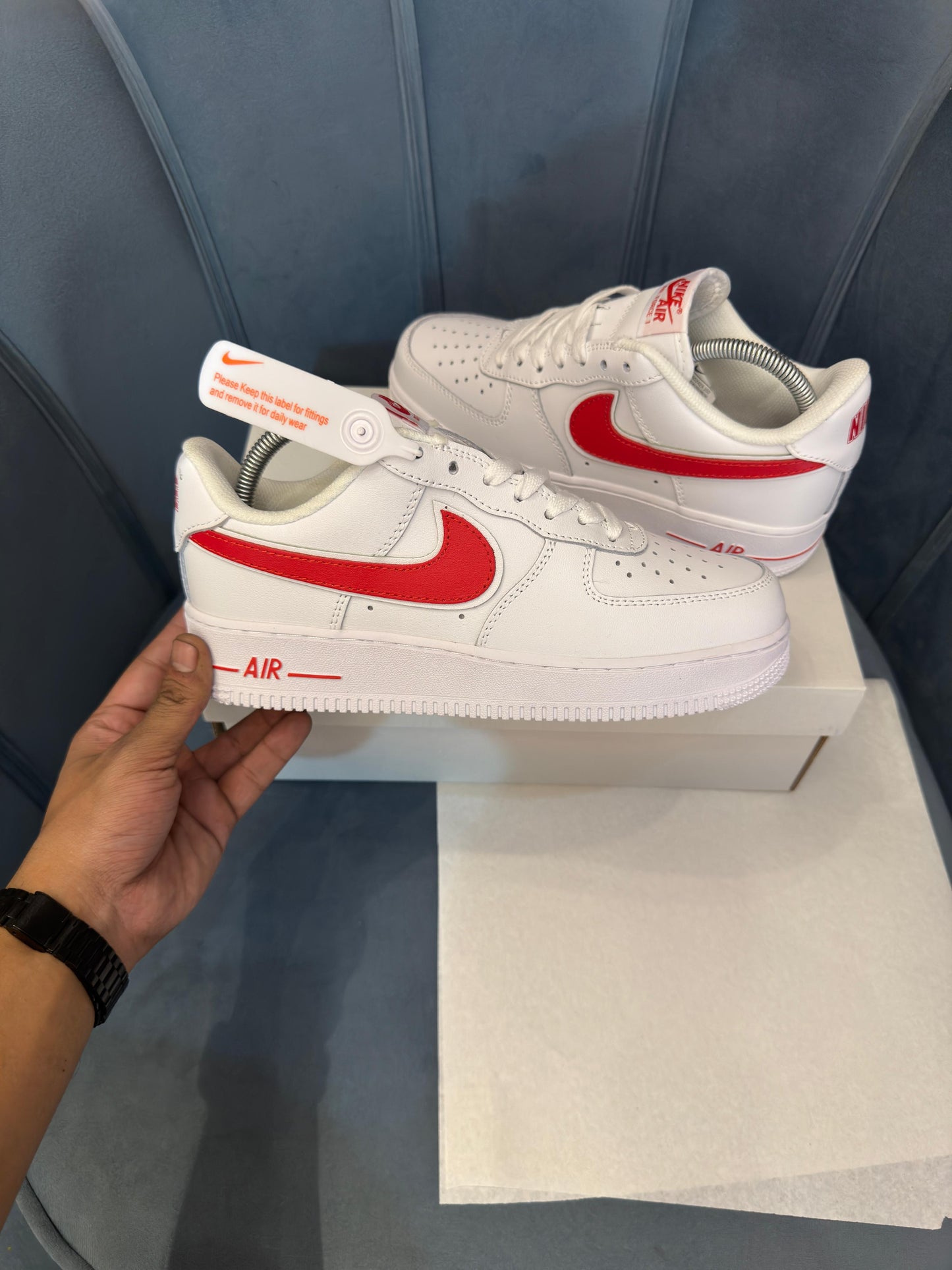 AIRFORCE 1 07 WHITE GYM RED