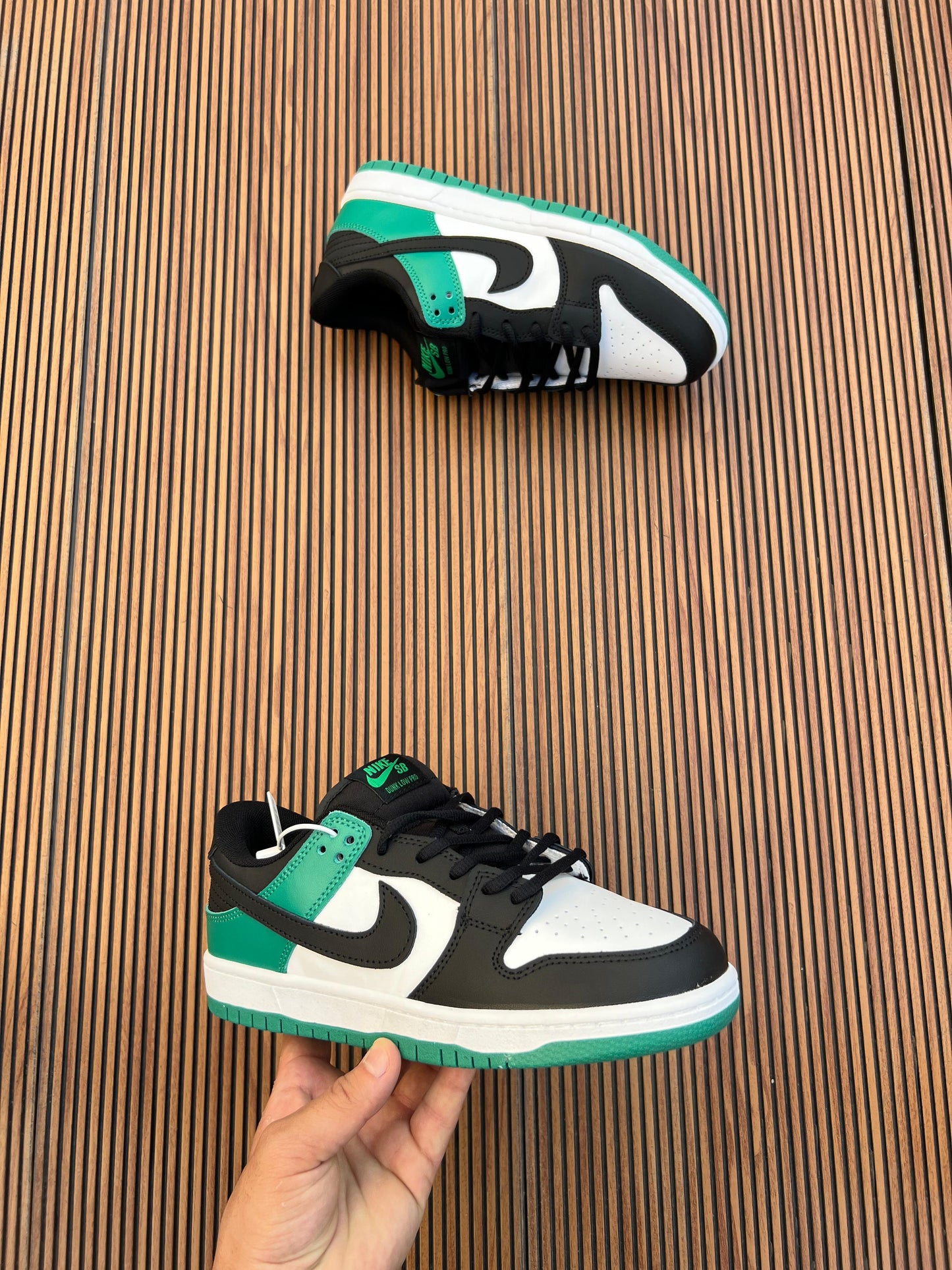 NIKE SB DUNK