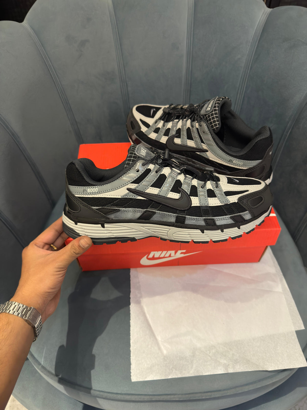 NIKE P 6000 TRAINER BLACK/GREY