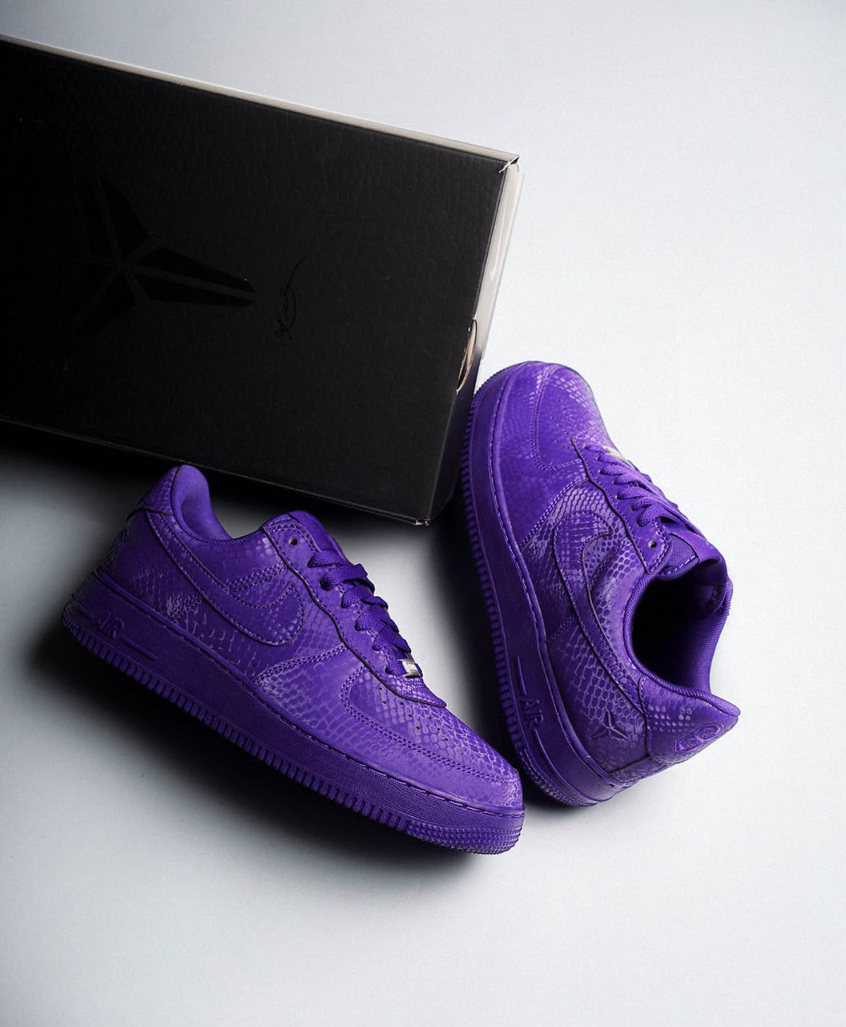NIKE AIRFORCE 1 LOW X KOBE BRYANT COURT PURPLE