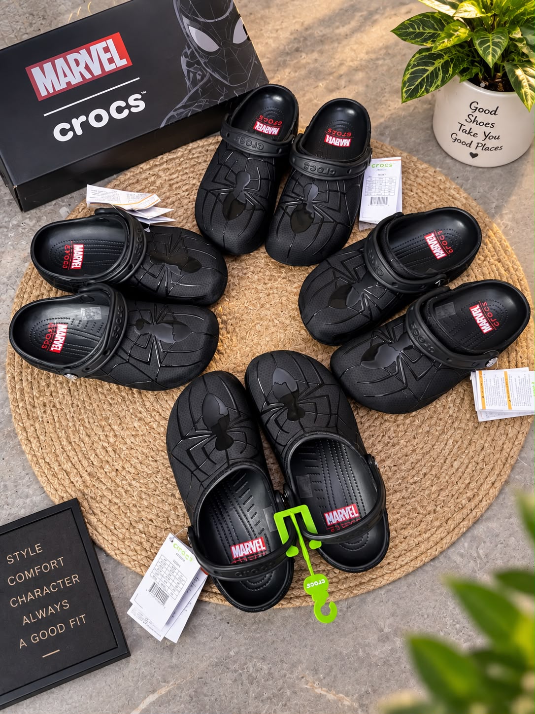 CROCS X SPIDERMAN BLACK