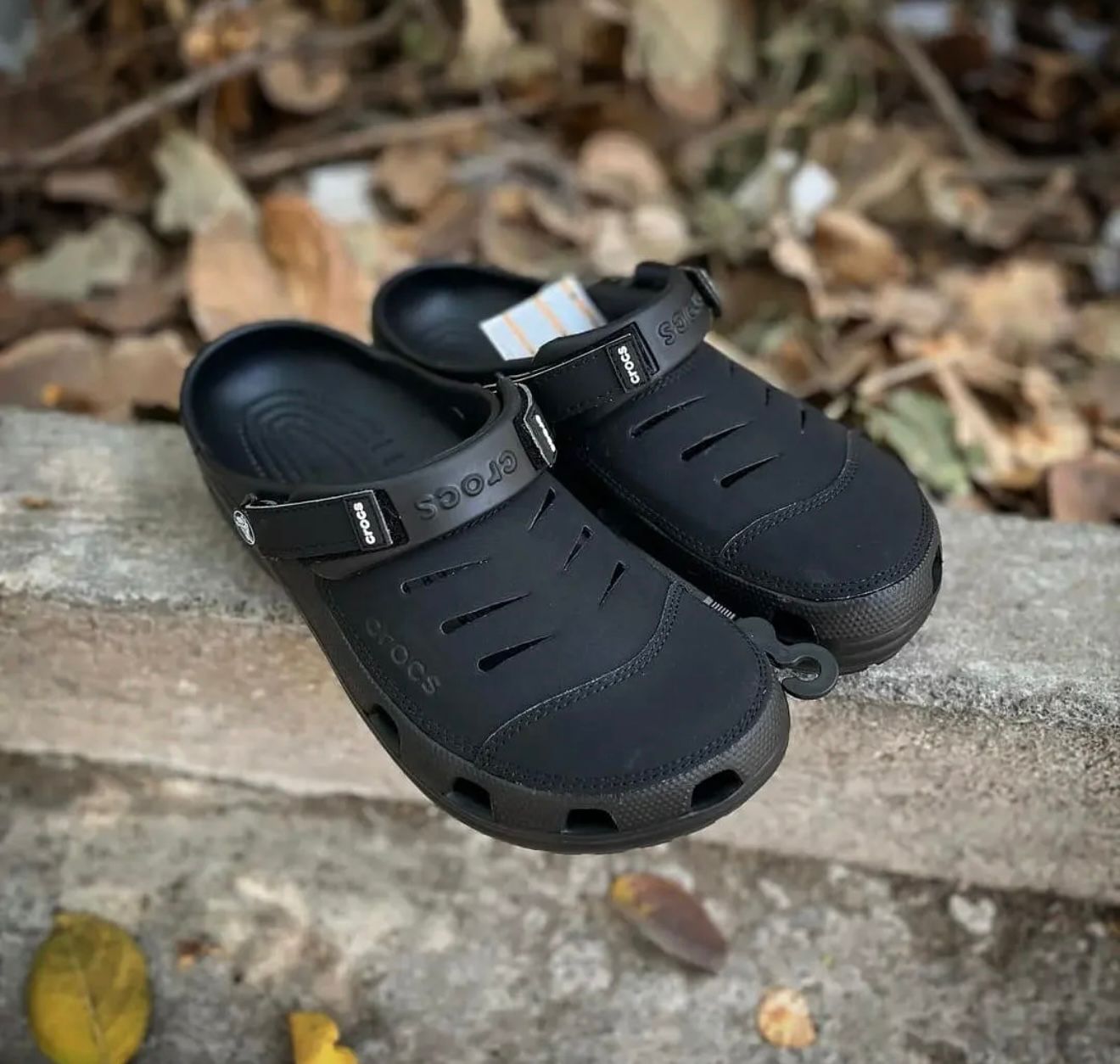 CROCS YUKON CLOG