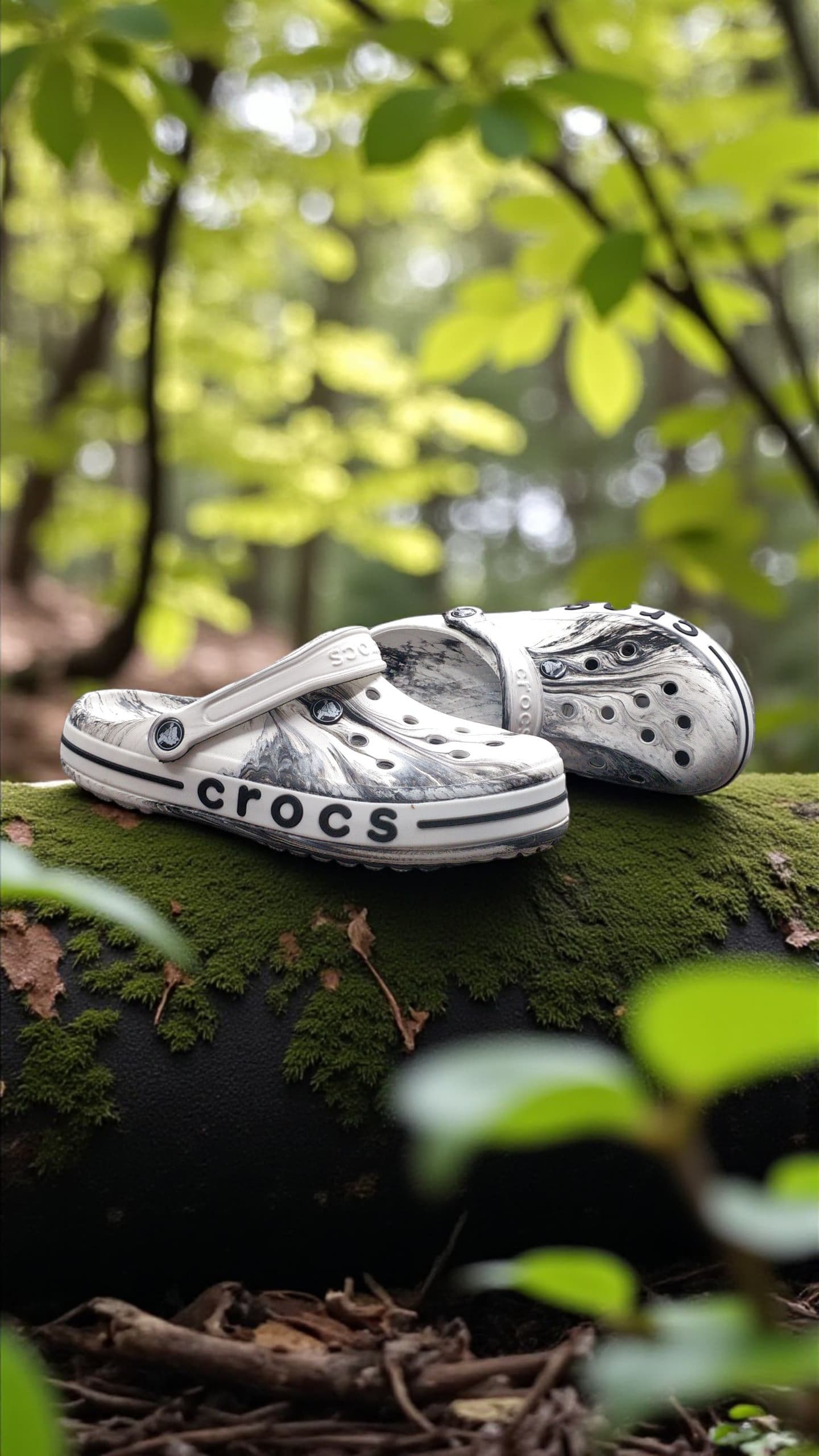 CROCS
