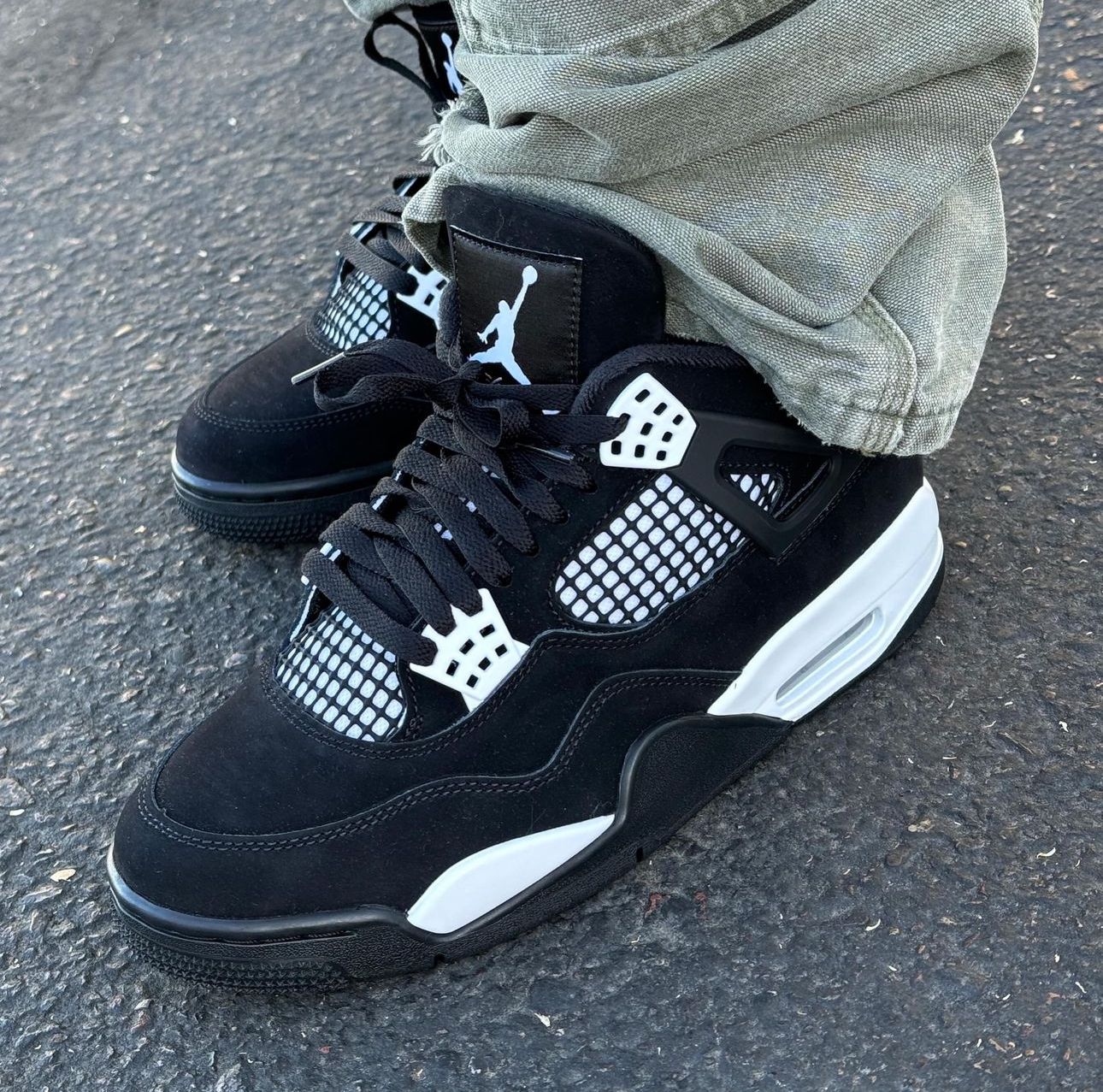 AIR JORDAN 4 WHITE THUNDER U.A