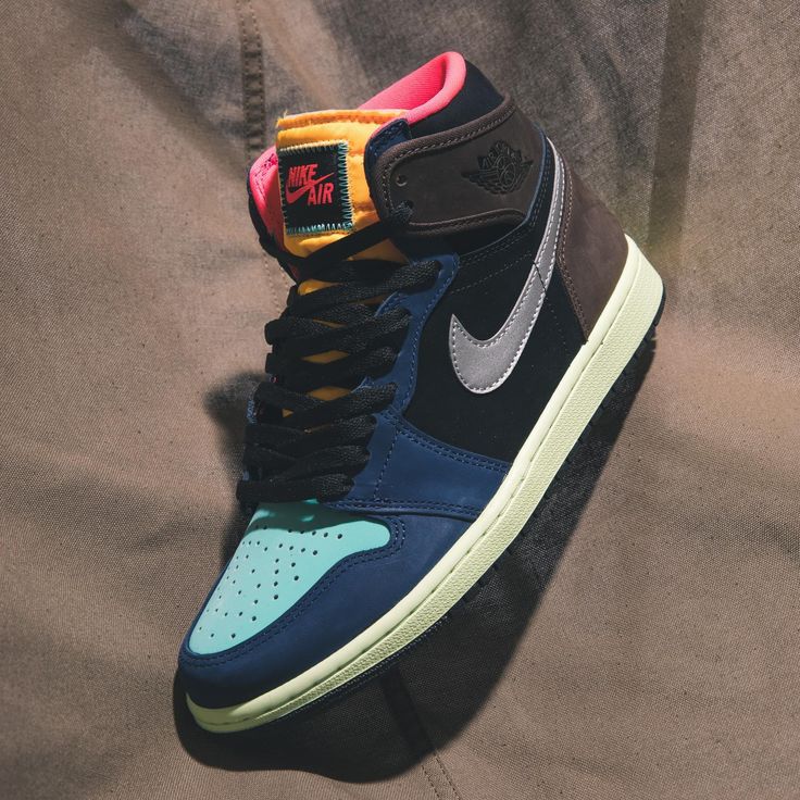 AIR JORDAN 1 HIGH BIO HACK