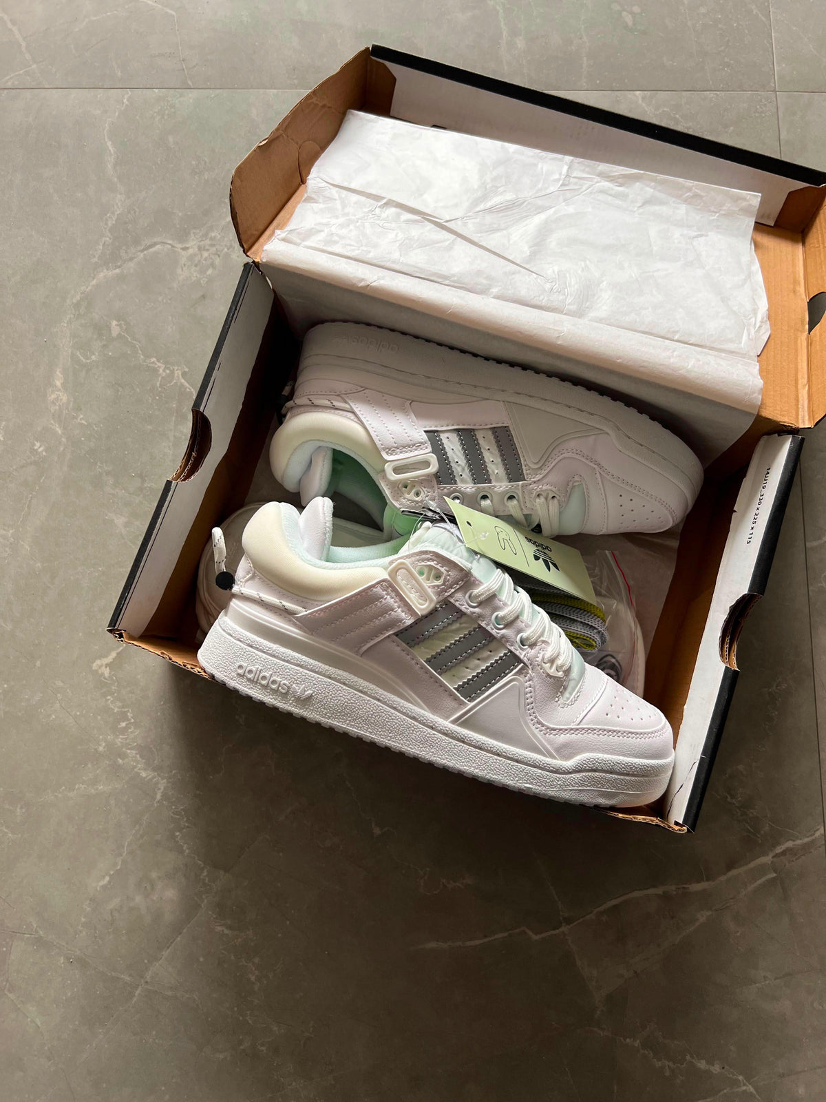 ADIDAS BAD BUNNY