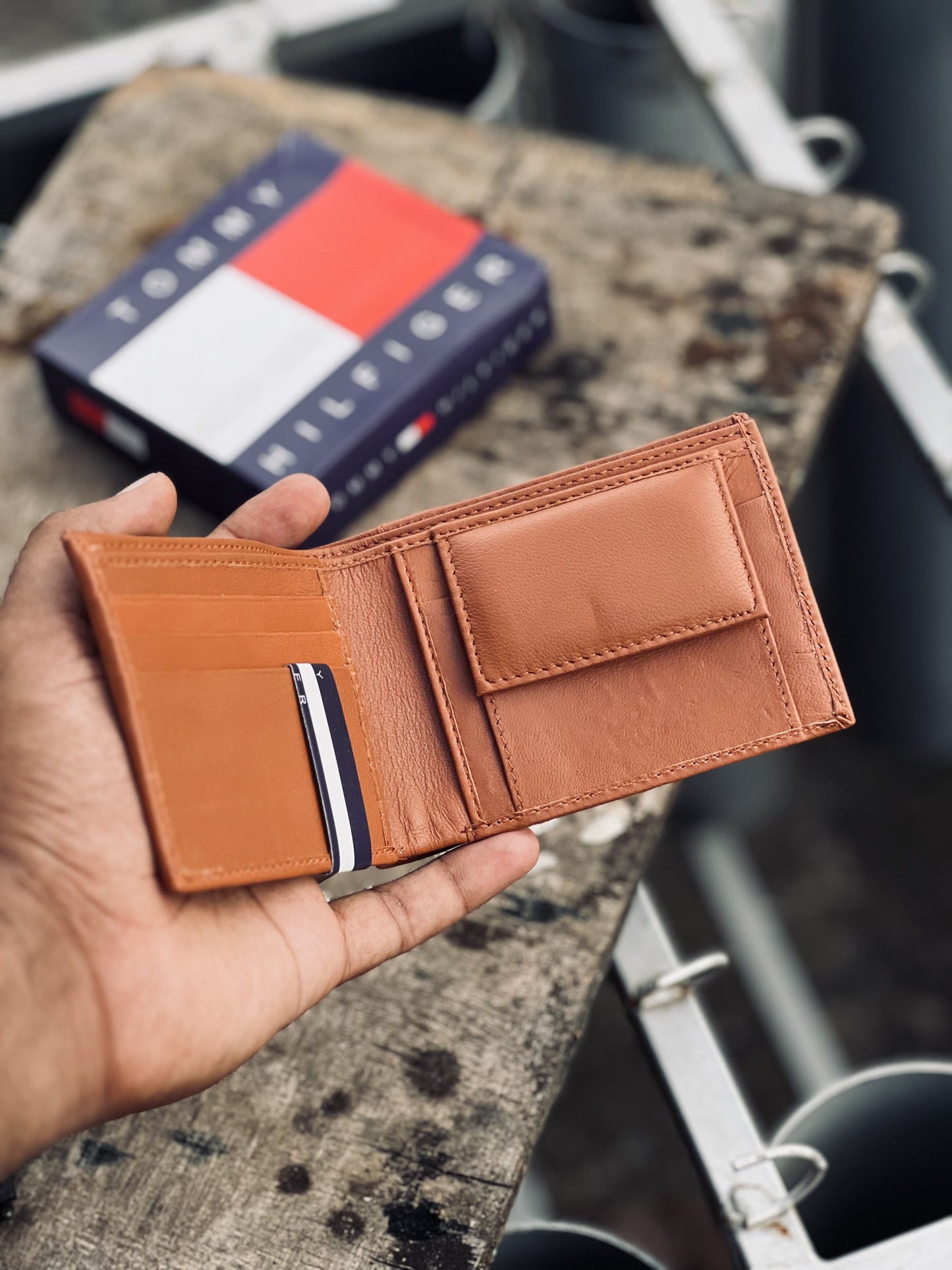 GUCCI/TOMMY WALLETS