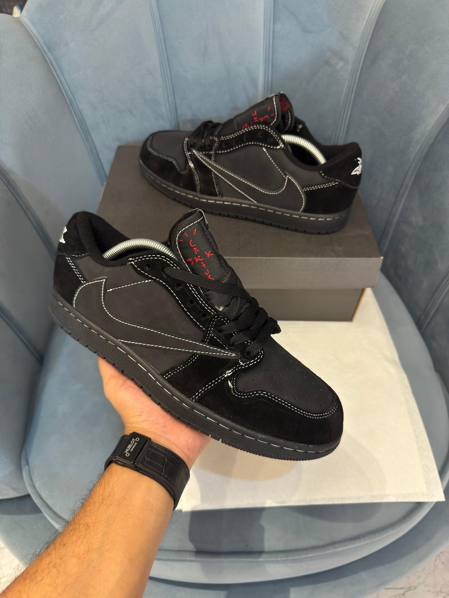 AIR JORDAN 1 LOW X TRAVIS SCOTT PHANTOM BLACK