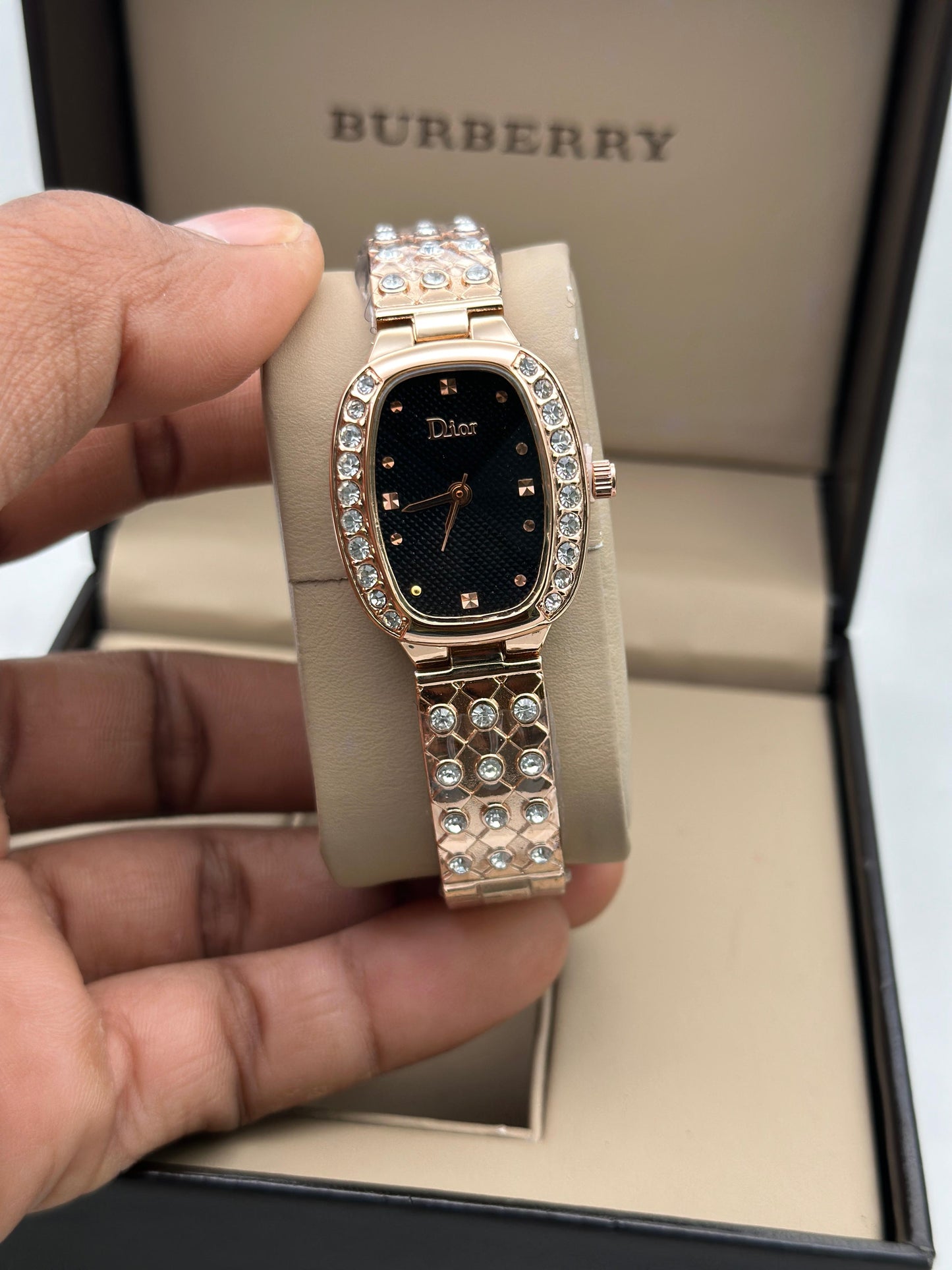 LADIES WATCH