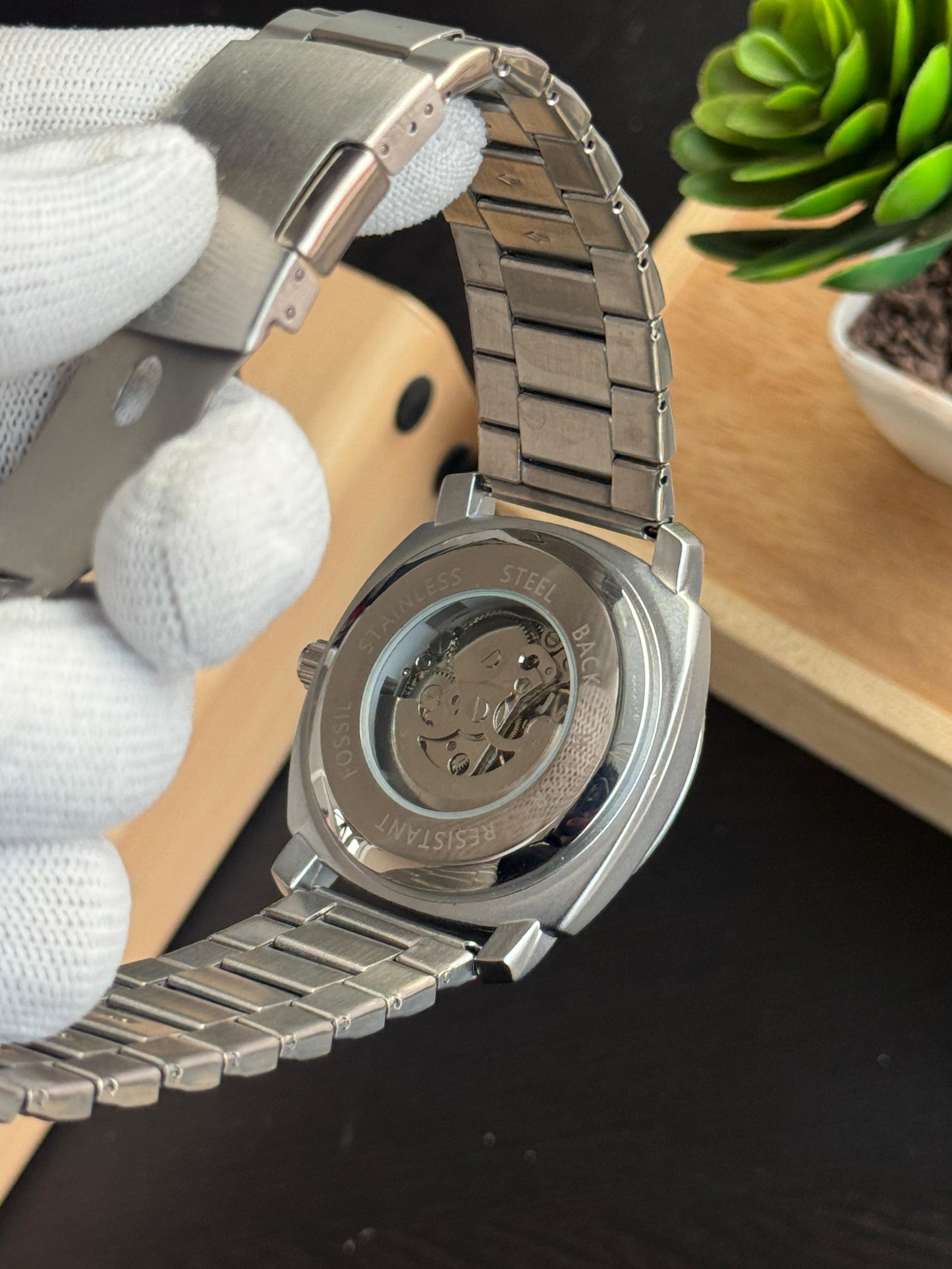 FOSSIL WATCH