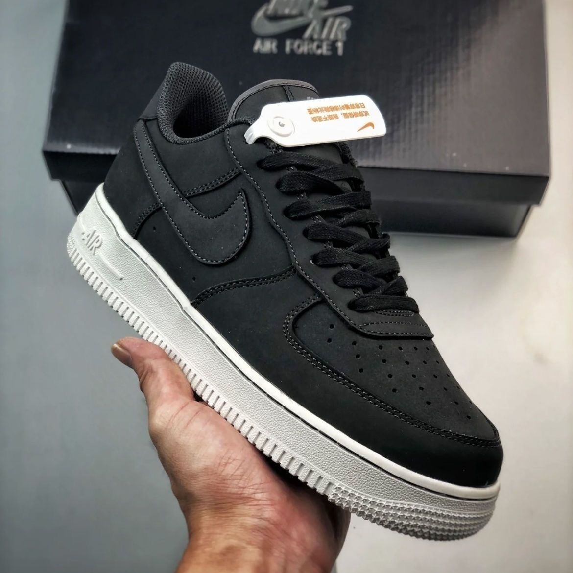 NIKE AIRFORCE ONE LOW LX OFF-NOIR