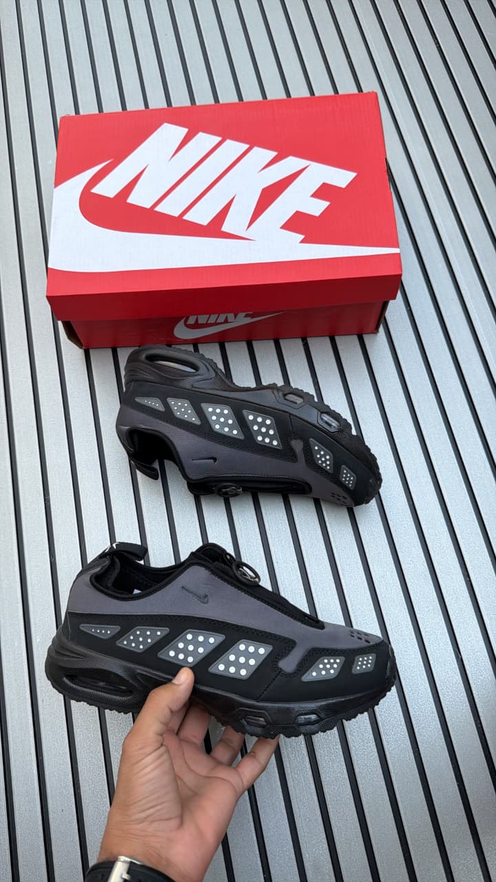 NIKE AIRMAX SNDR