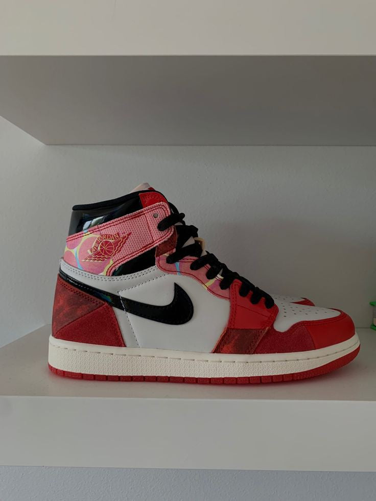 AIR JORDAN 1 x MARVEL SPIDERMAN ACROSS THE SPIDER VERSE U.A