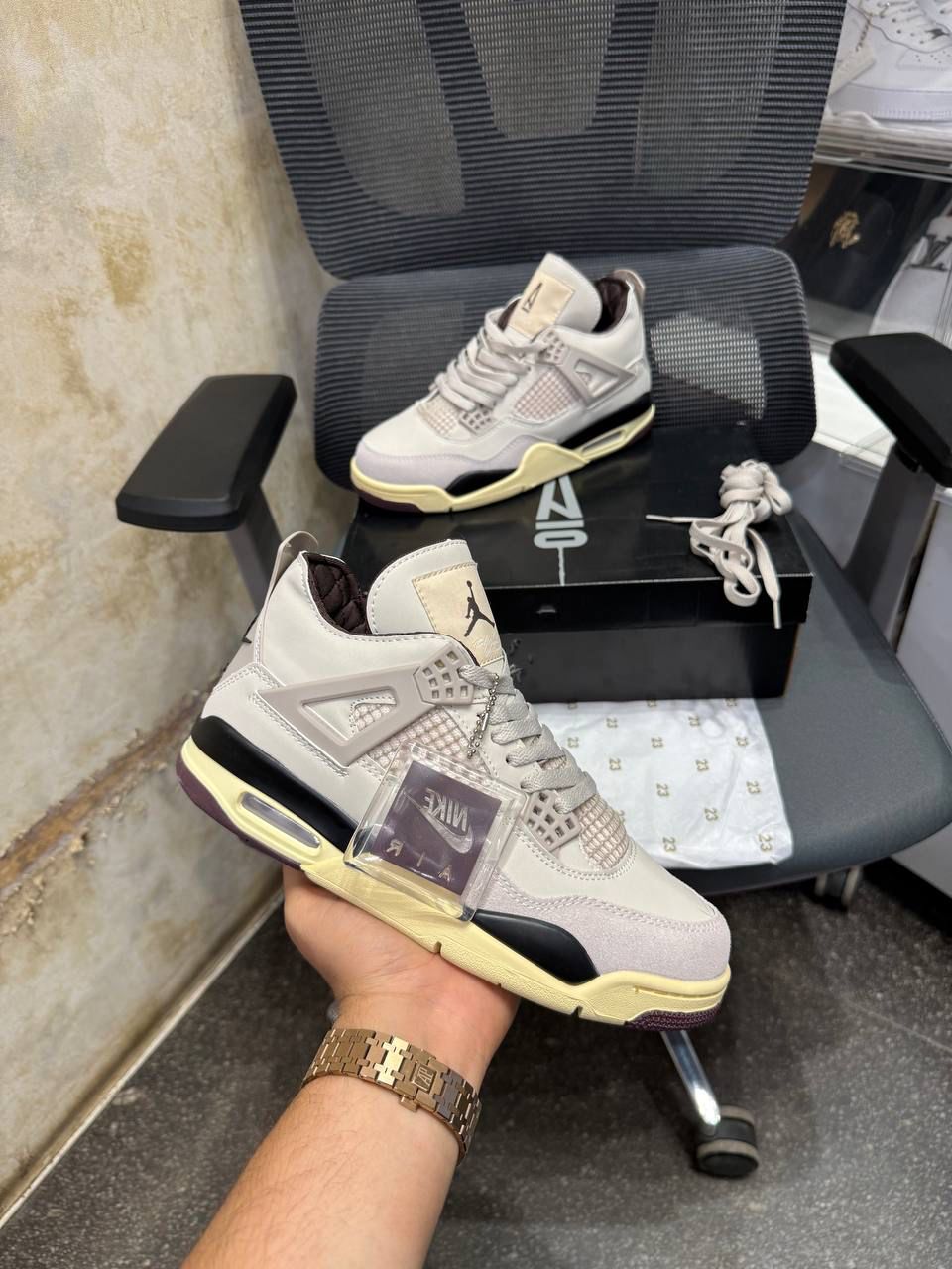 AIR JORDAN RETRO 4 X MA MANIERE
