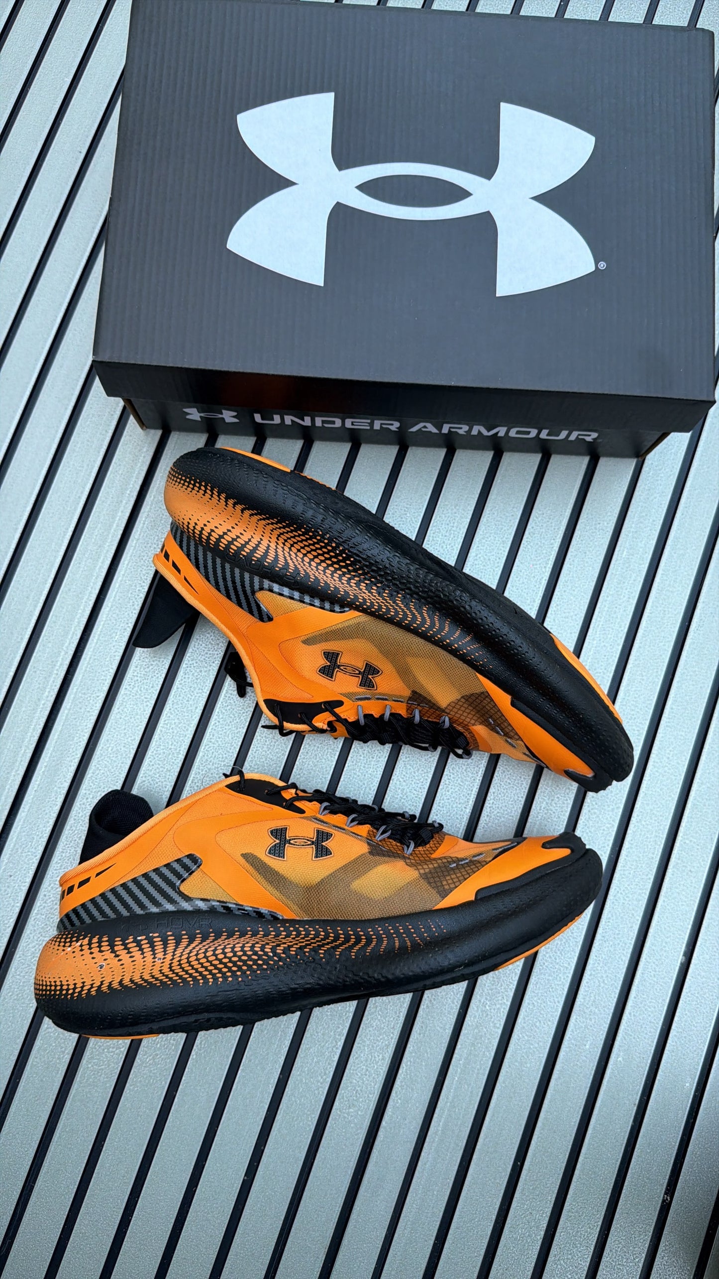 UNDER ARMOUR ECHO SLIPSPEED