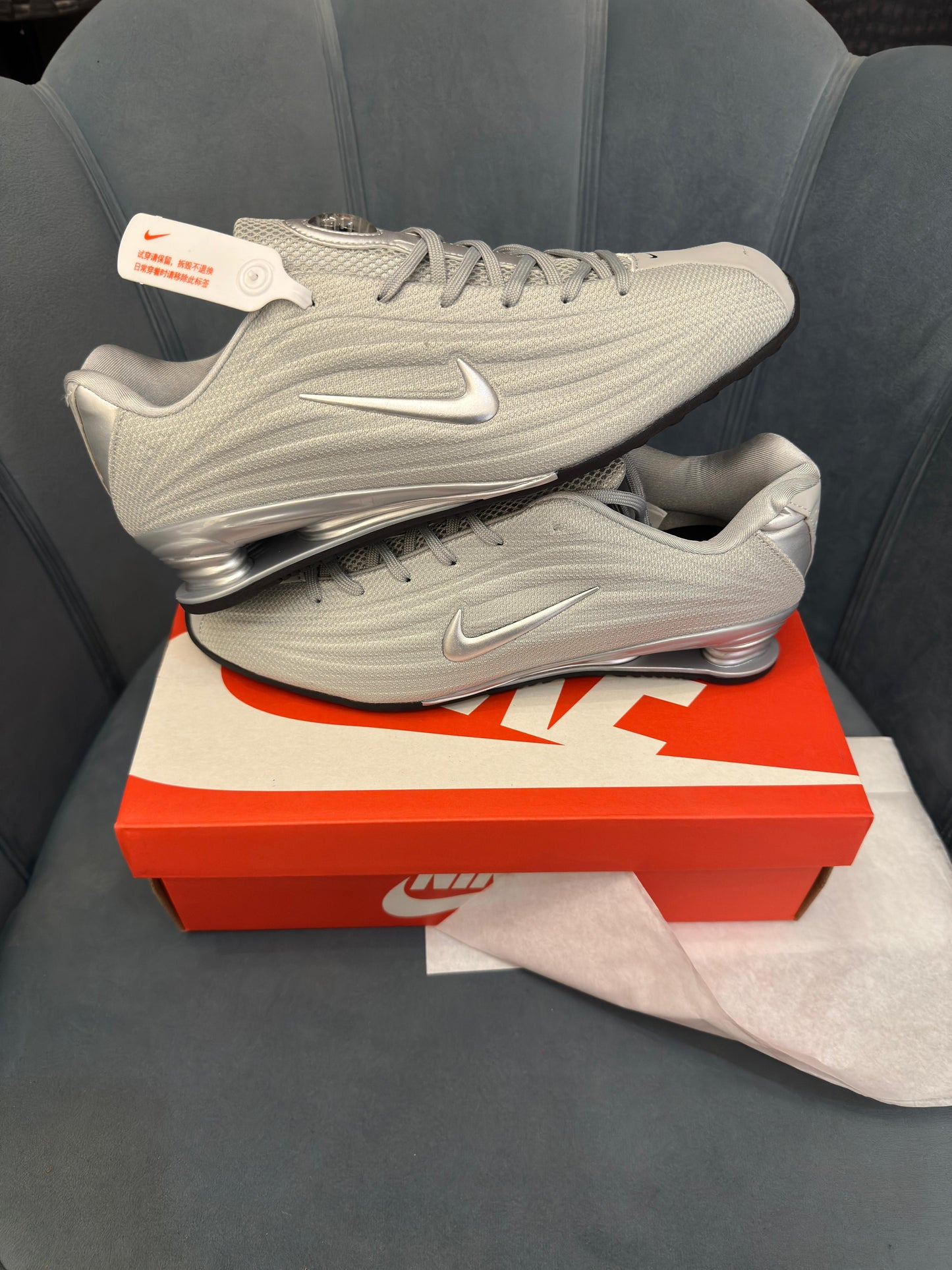 NIKE SHOX Z REIMAGINES 2026