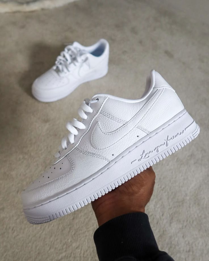 NIKE AIRFORCE 1 LOW X NOCTA