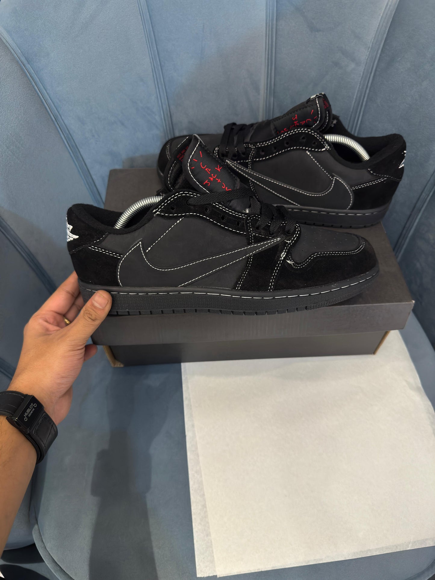 AIR JORDAN 1 LOW X TRAVIS SCOTT PHANTOM BLACK