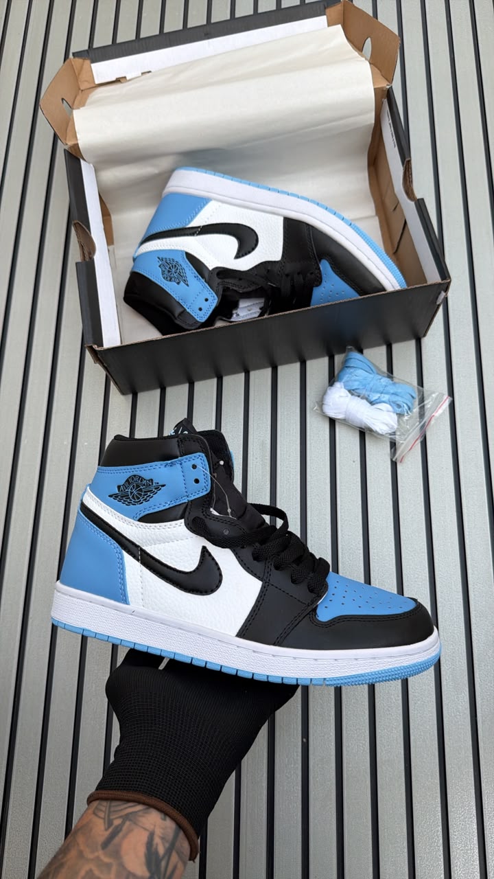 NIKE AIR JORDAN ONE RETRO HIGH OG UNC TOE