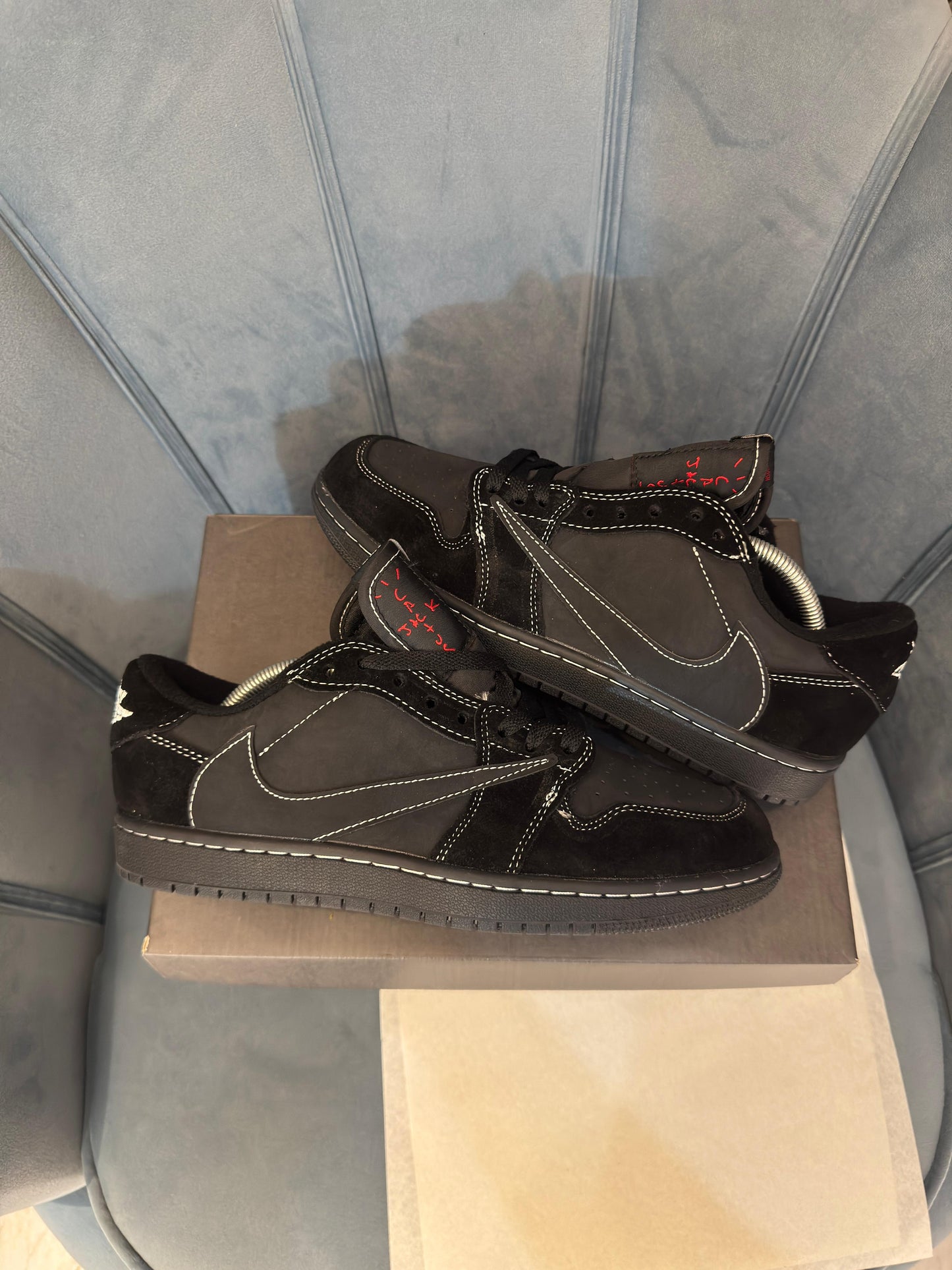 AIR JORDAN 1 LOW X TRAVIS SCOTT PHANTOM BLACK